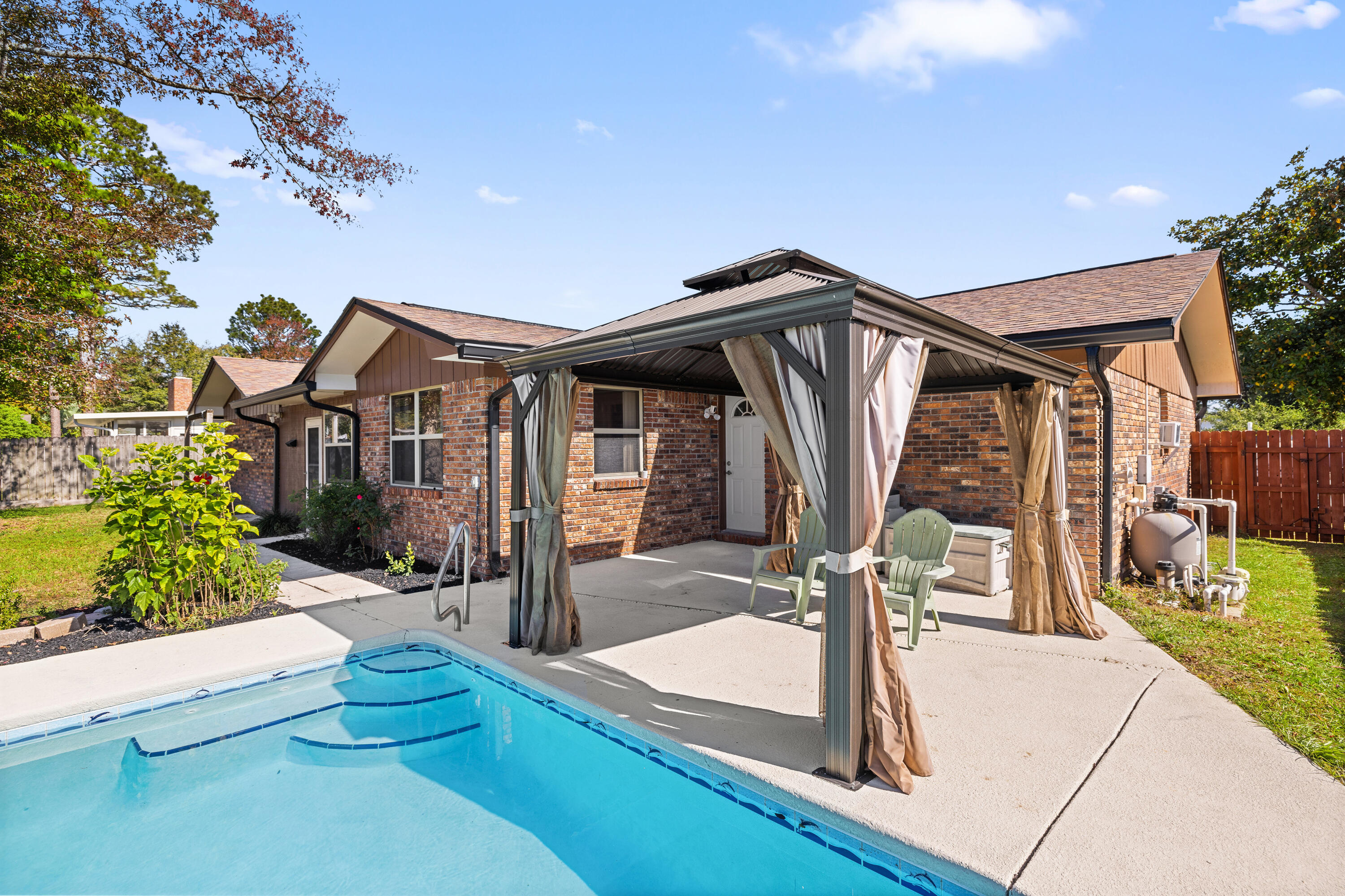 PALM ESTATES UNIT 4 - Residential