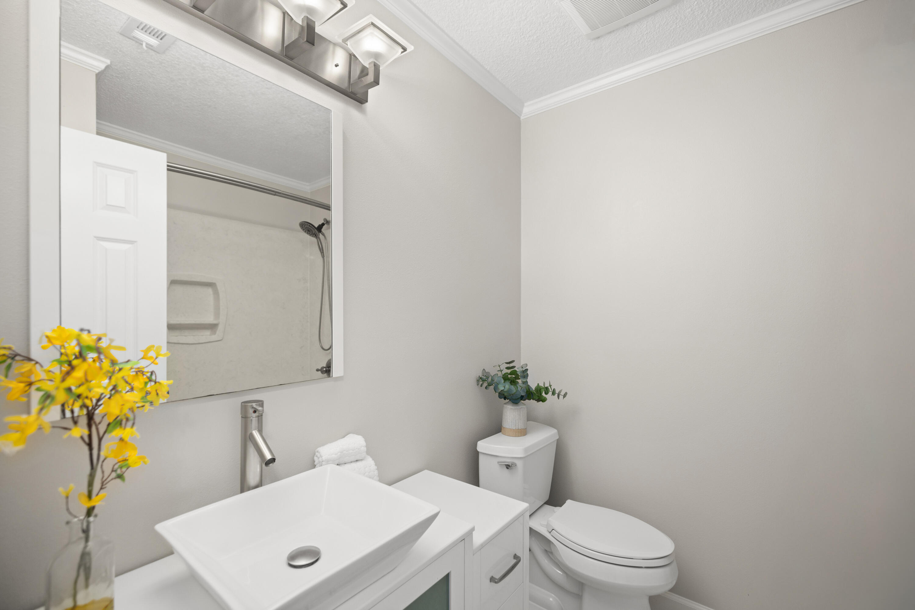 PALM ESTATES UNIT 4 - Residential