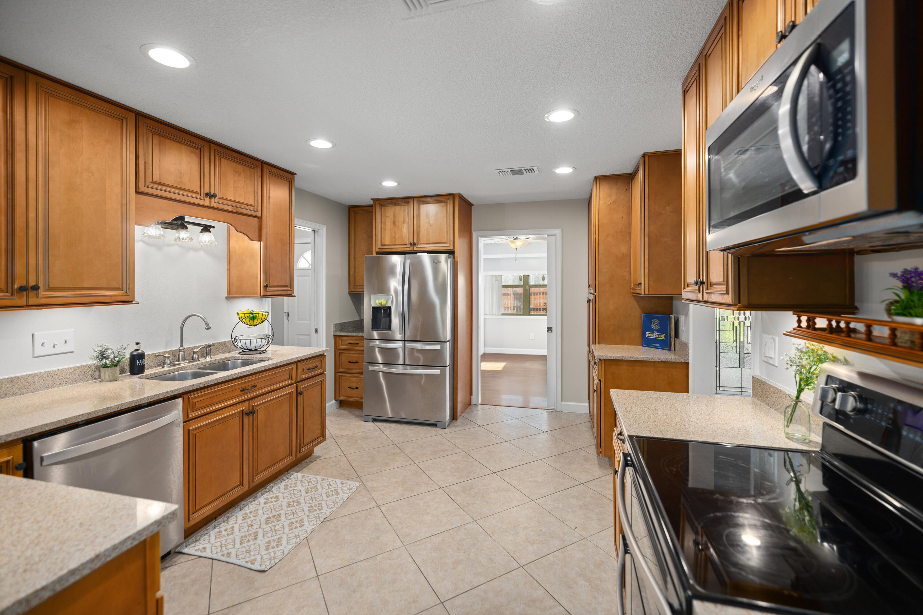 PALM ESTATES UNIT 4 - Residential