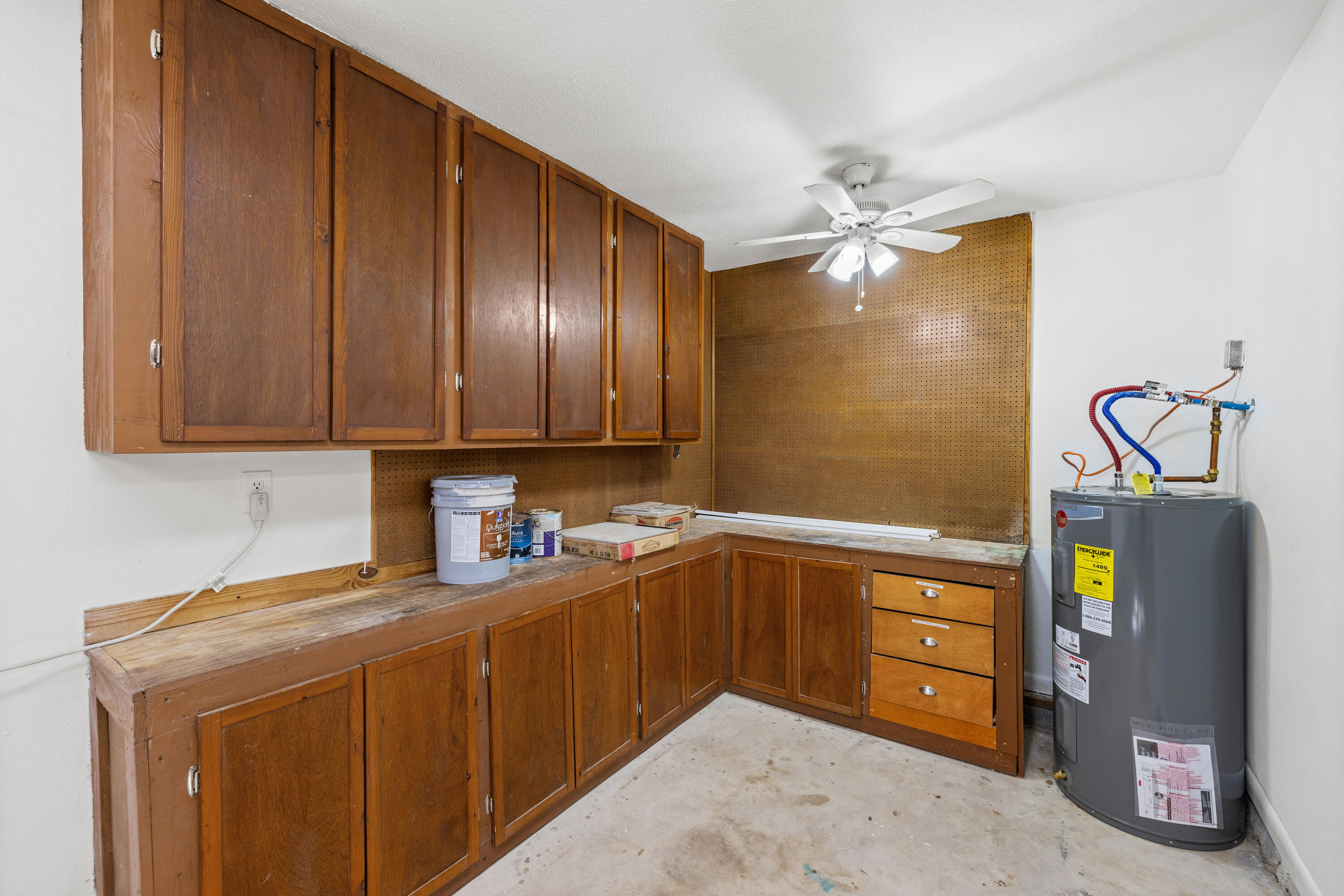 PALM ESTATES UNIT 4 - Residential