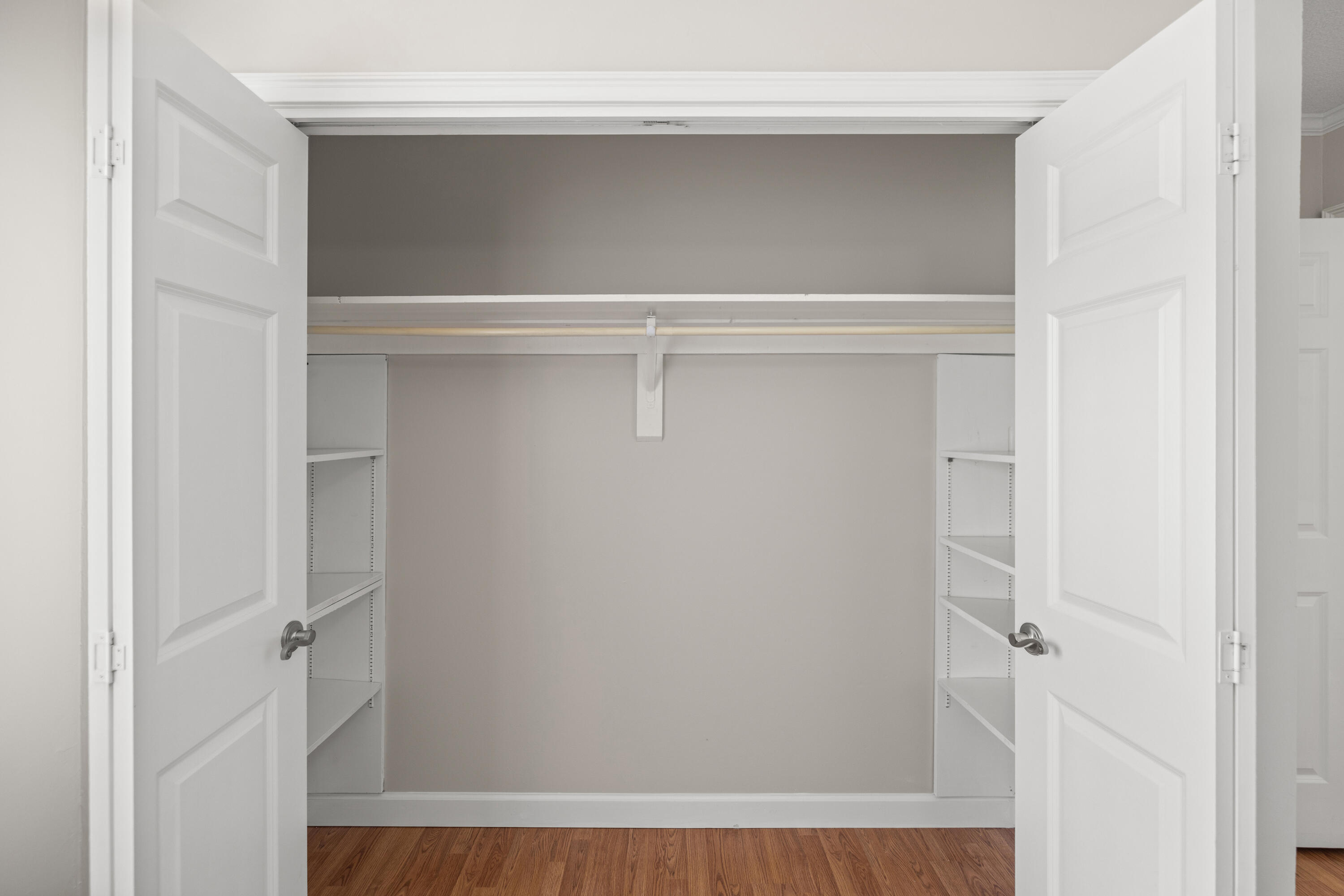 PALM ESTATES UNIT 4 - Residential