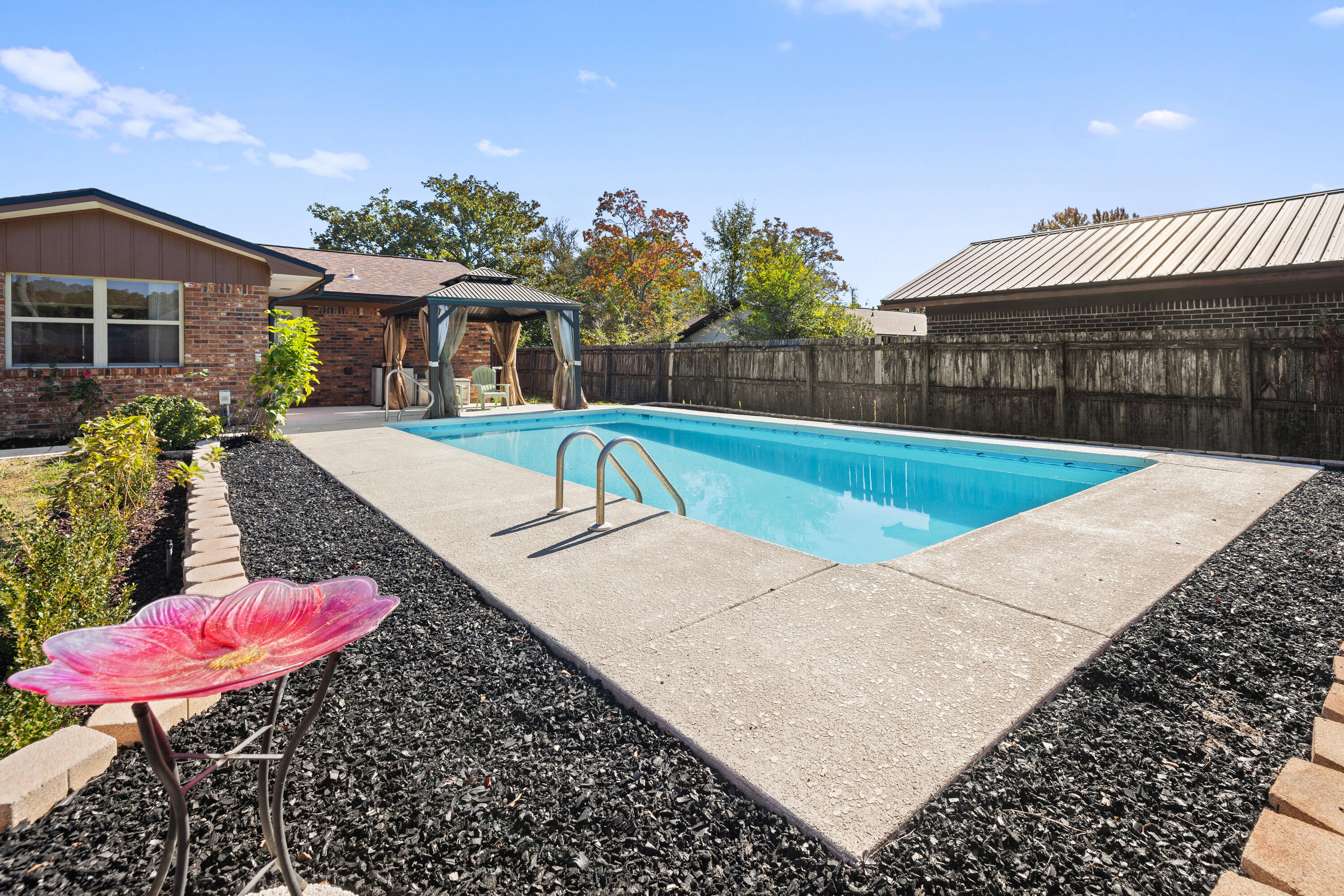 PALM ESTATES UNIT 4 - Residential