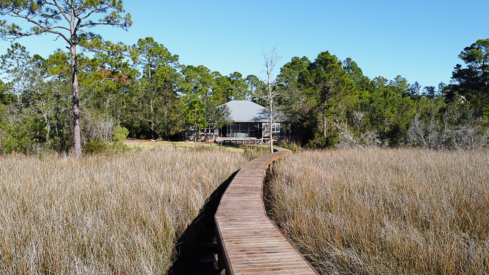 BAY PINE SHORES - Residential