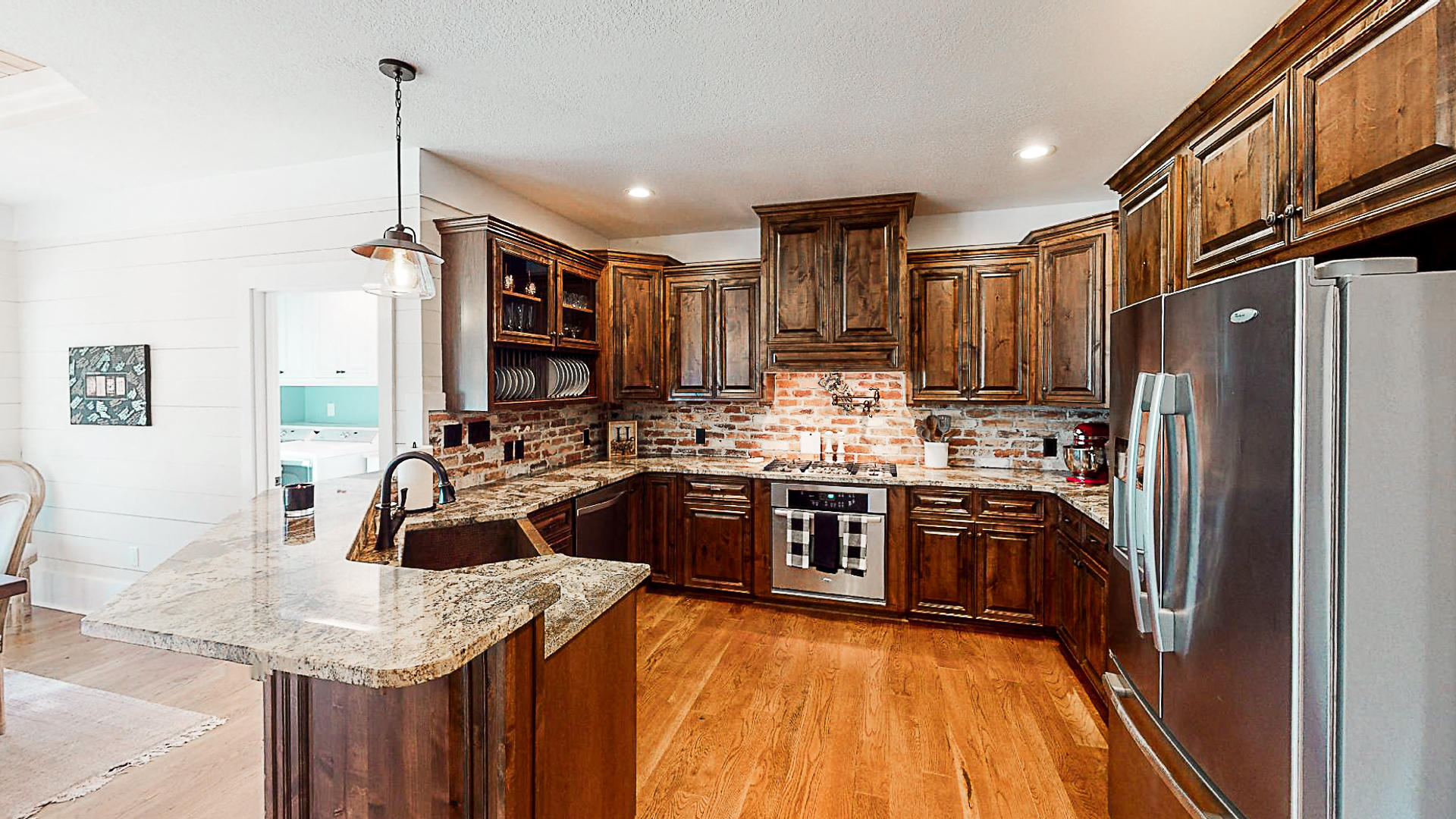 BAY PINE SHORES - Residential