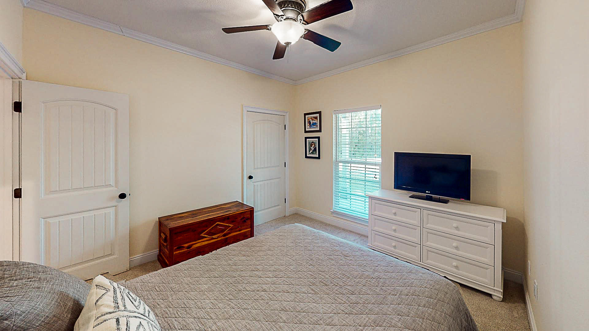 BAY PINE SHORES - Residential