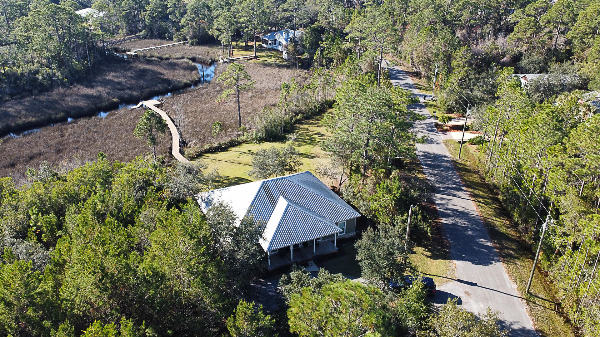 BAY PINE SHORES - Residential