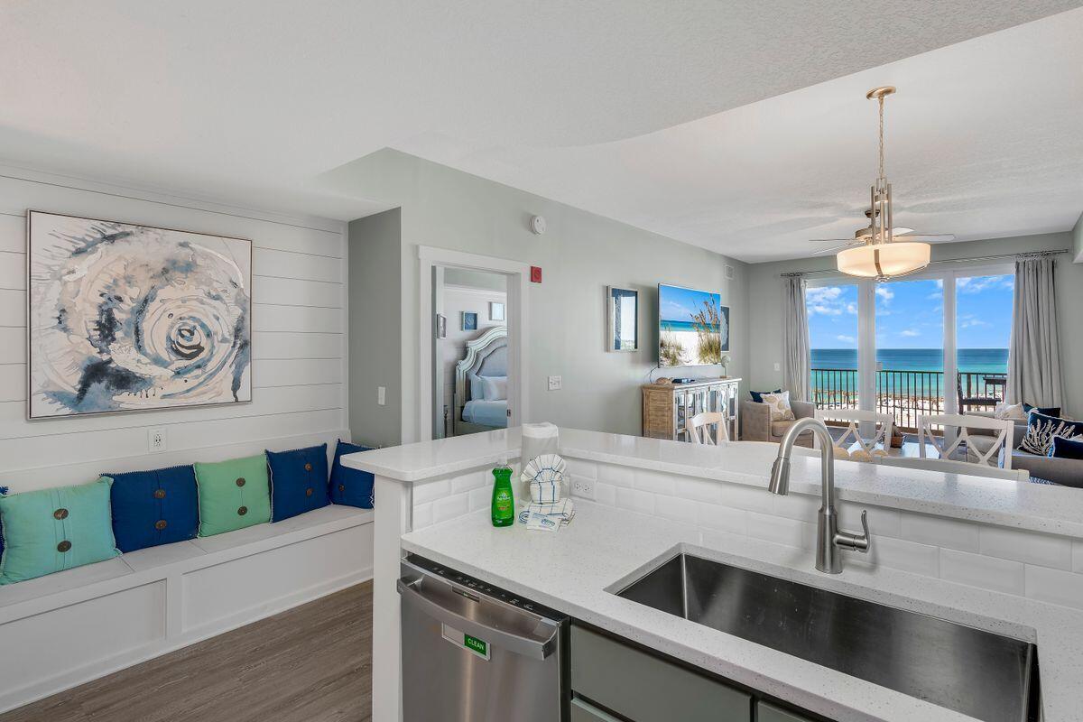 CALYPSO RESORT & TOWERS III - Residential