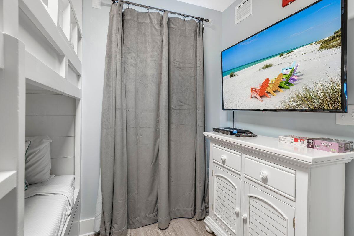 CALYPSO RESORT & TOWERS III - Residential