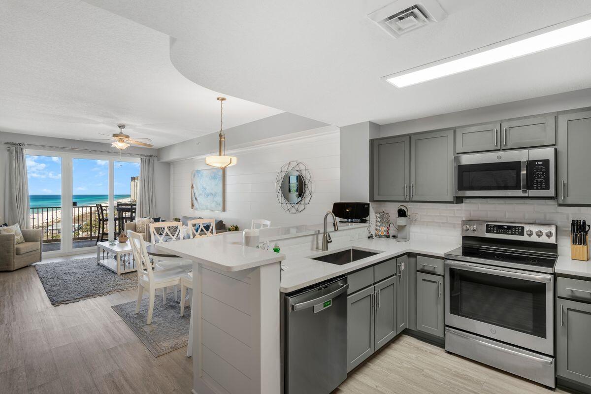 CALYPSO RESORT & TOWERS III - Residential