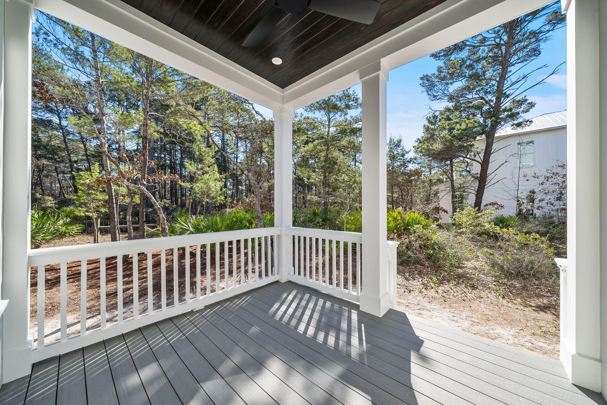 LAKESIDE AT BLUE MOUNTAIN BEACH - Residential