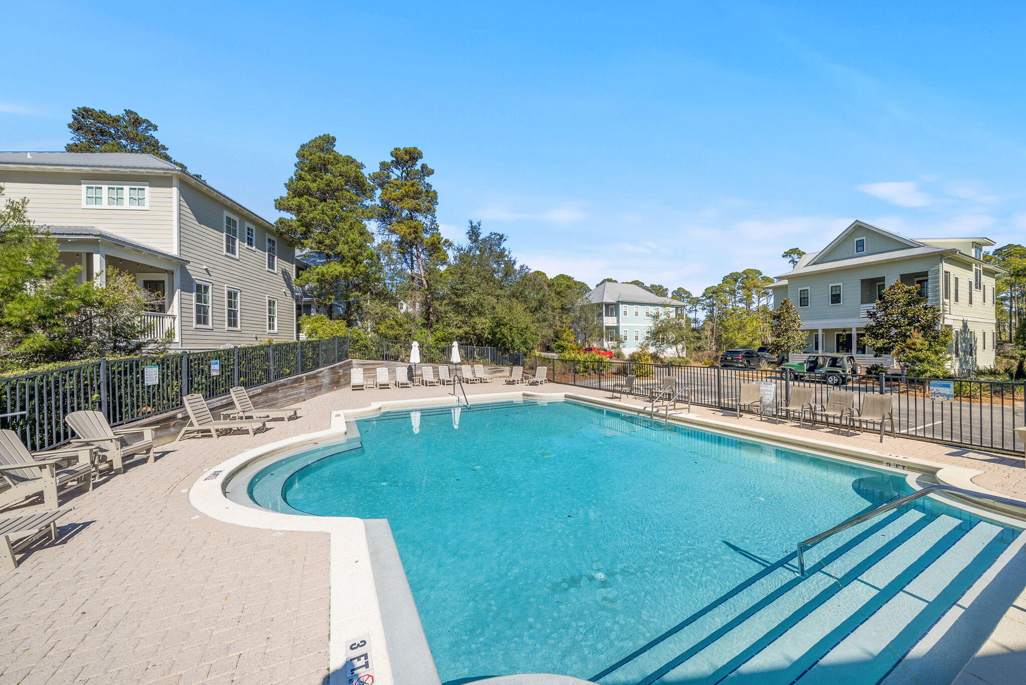 LAKESIDE AT BLUE MOUNTAIN BEACH - Residential