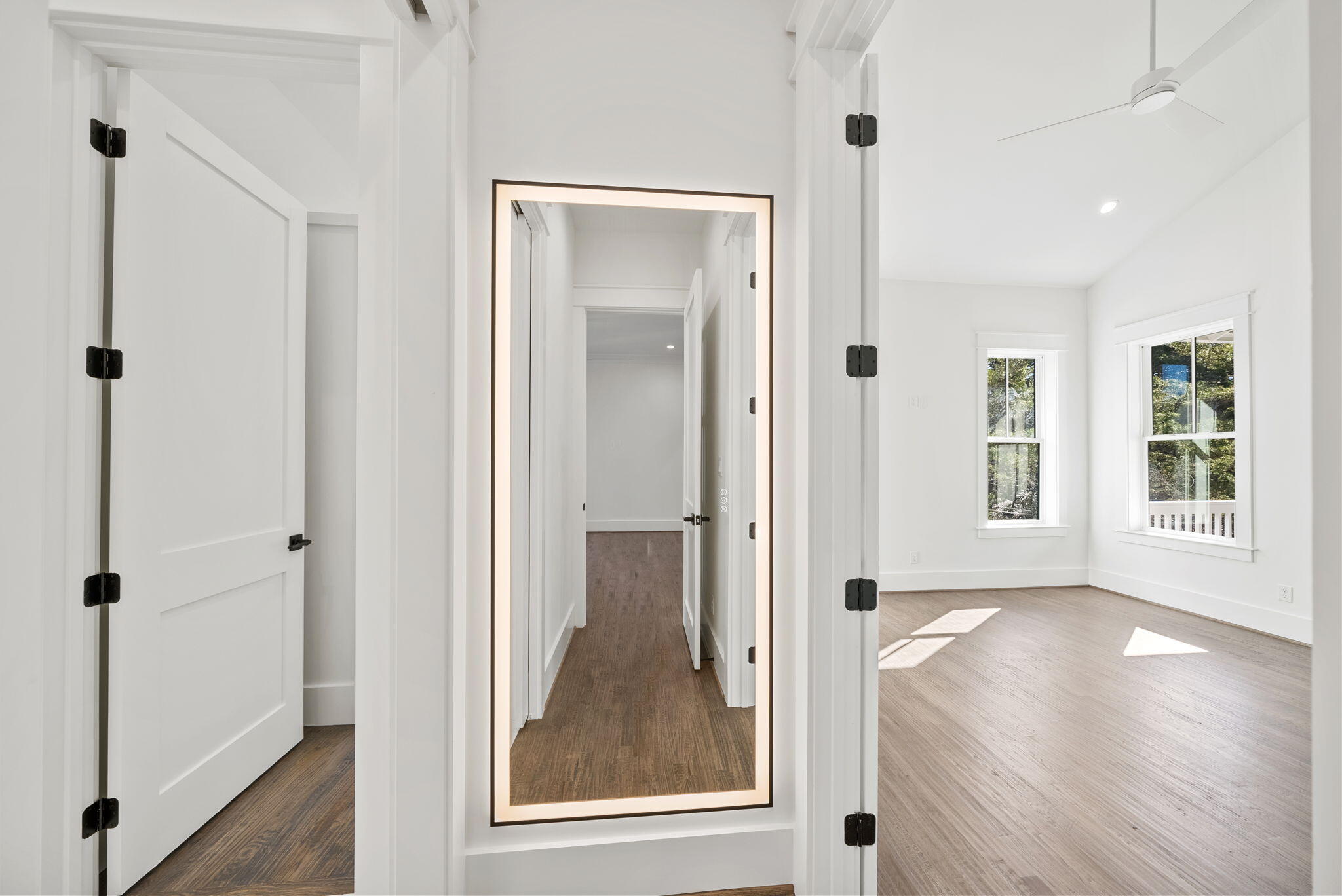 LAKESIDE AT BLUE MOUNTAIN BEACH - Residential