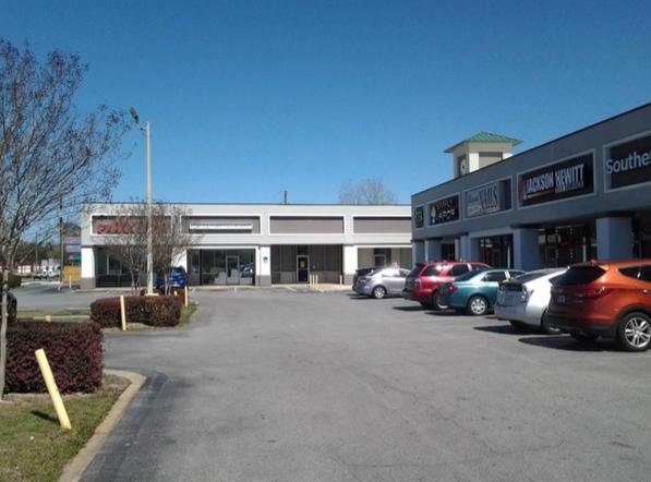 High Visible Retail Center on Hwy 85 (Ferdon Blvd S) by hospital and retail , Wells Fargo is a anchor tenant, high traffic area