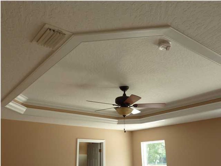 BEAUTIFUL ONE-STORY, BRICK AND VINYL HOME! GREAT LOCATION, CONVENIENT TO EGLIN, HURLBURT, SHOPPING & THE HOSPITAL. NEUTRAL COLORS THROUGHOUT WILL MAKE DECORATING A BREEZE. CERAMIC TILE FLOORS EVERYWHERE EXCEPT FOR CARPETED BEDROOMS. SPACIOUS LIVING ROOM. KITCHEN FEATURES A BREAFAST BAR, SMOOTH TOP STOVE, GRANITE COUNTERS. DINING ROOM. MASTER SUITE HAS A WALK IN CLOSET AND BATH WITH DUAL GRANITE VANITIES. TWO ADDITIONAL GOOD SIZED BEDROOMS. LANAI. FENCED BACKYARD. LAWN PUMP AND SPRINKLER SYSTEM. 2-CAR GARAGE WITH AUTO OPENER.