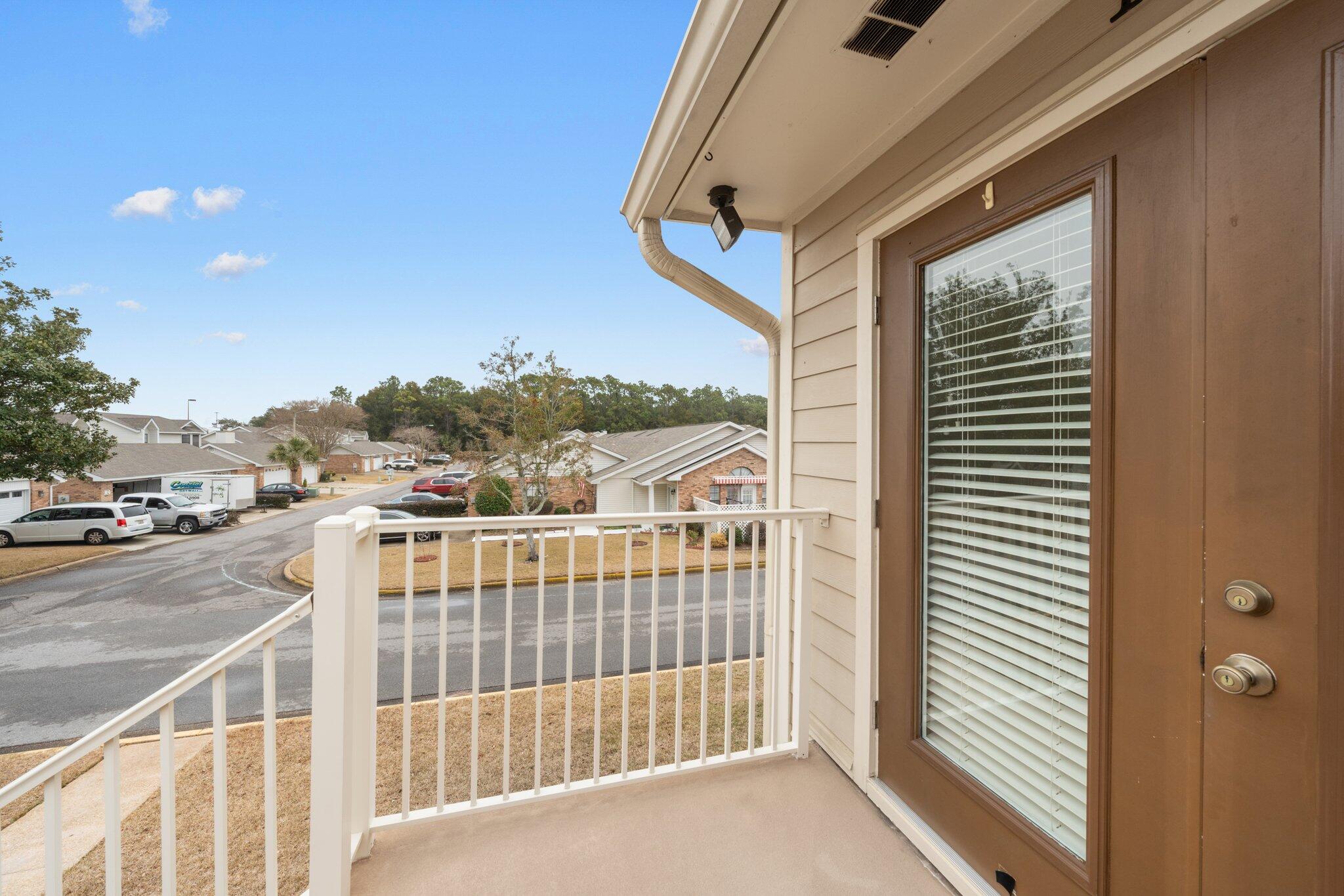 VILLAS ON THE SQUARE - Residential