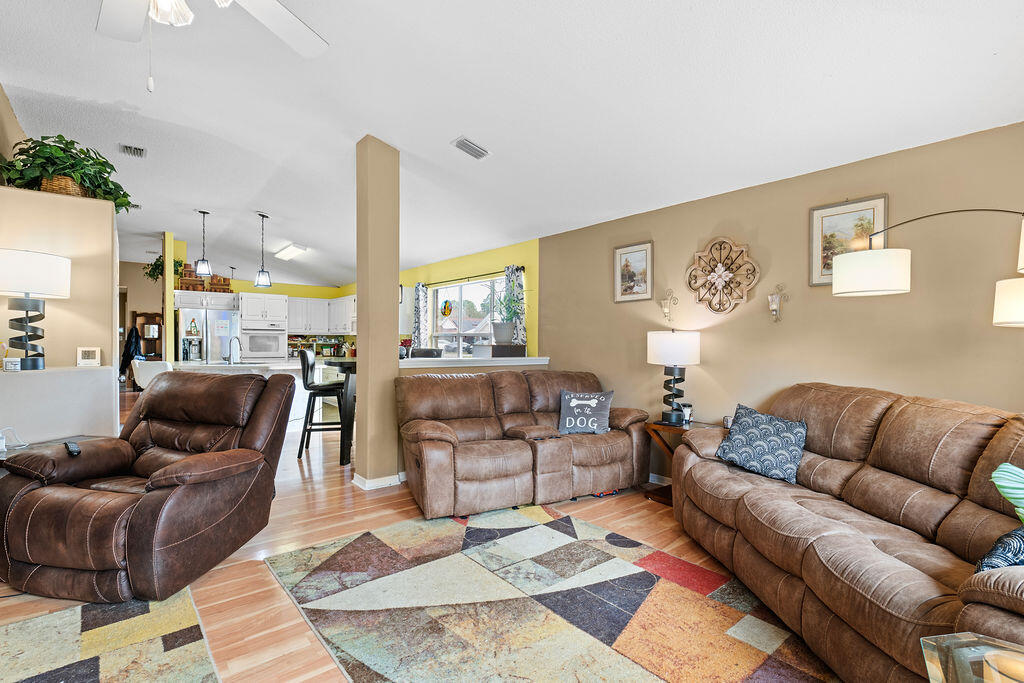 EMERALD VILLAGE S/D - Residential