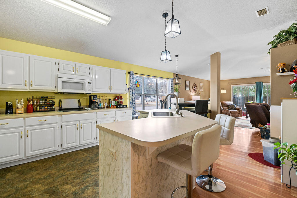 EMERALD VILLAGE S/D - Residential