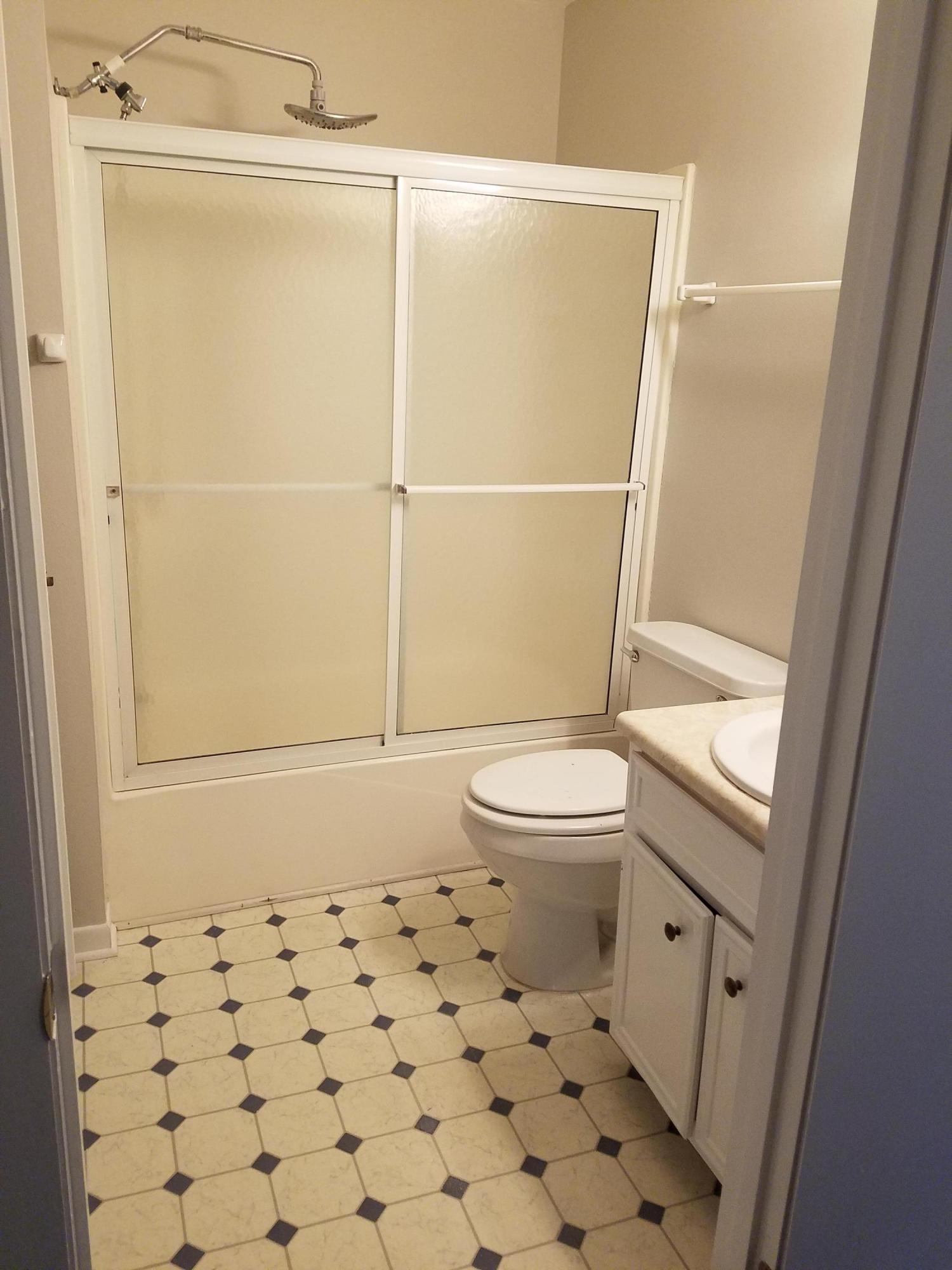 WOODHAM MANOR 3RD ADDN - Residential