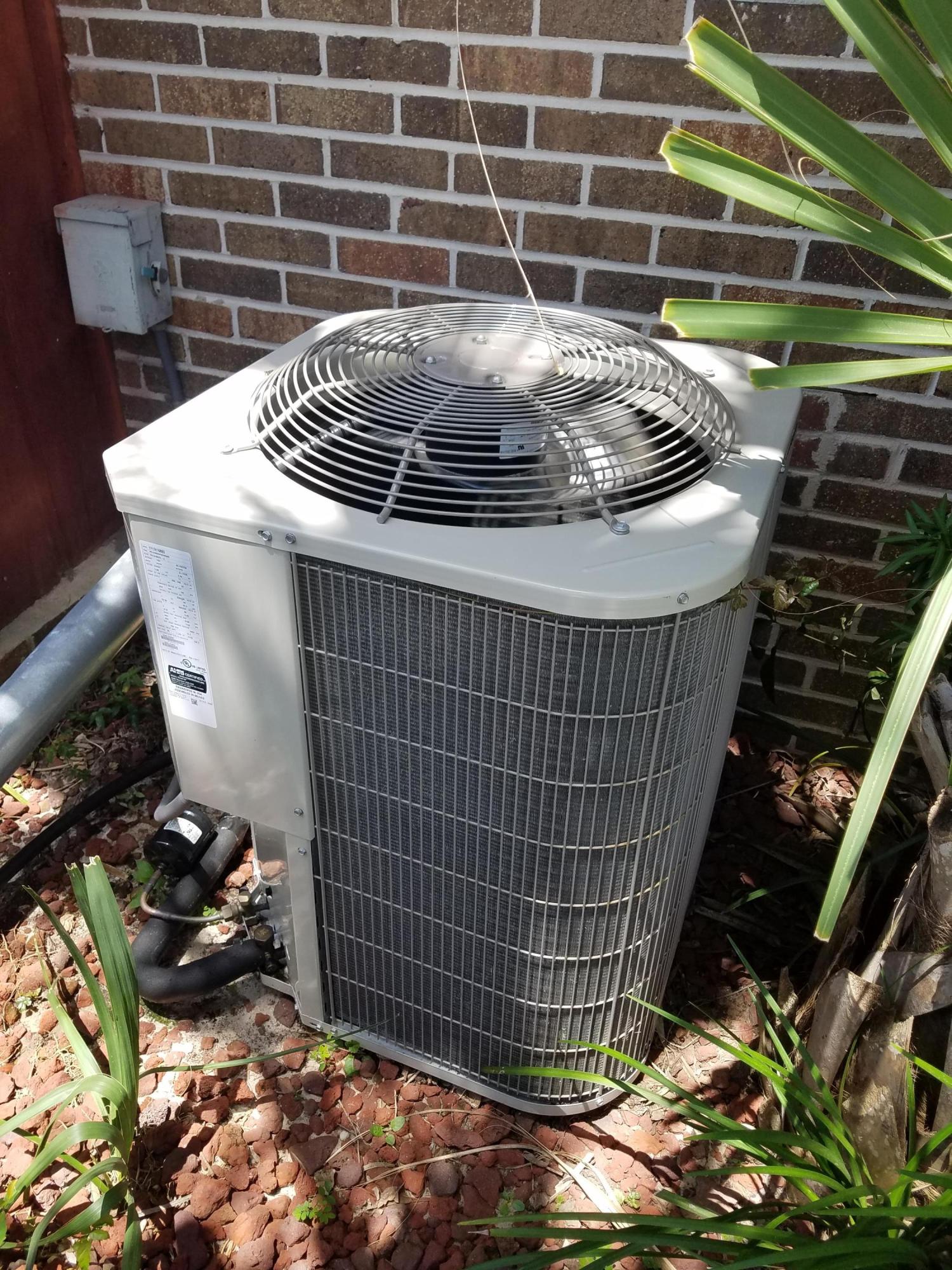 WOODHAM MANOR 3RD ADDN - Residential