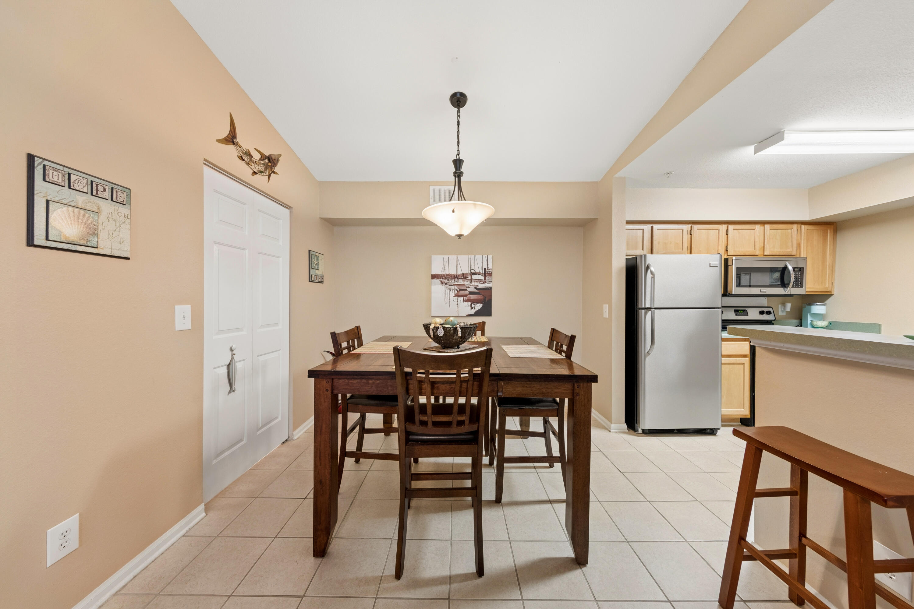 INDIAN LAKE - Residential