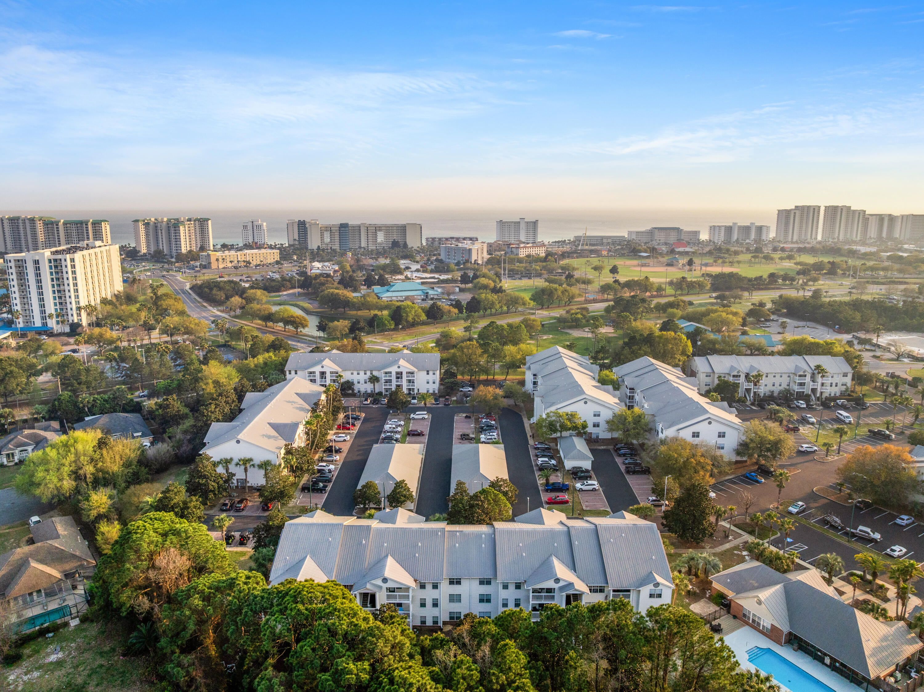 INDIAN LAKE - Residential