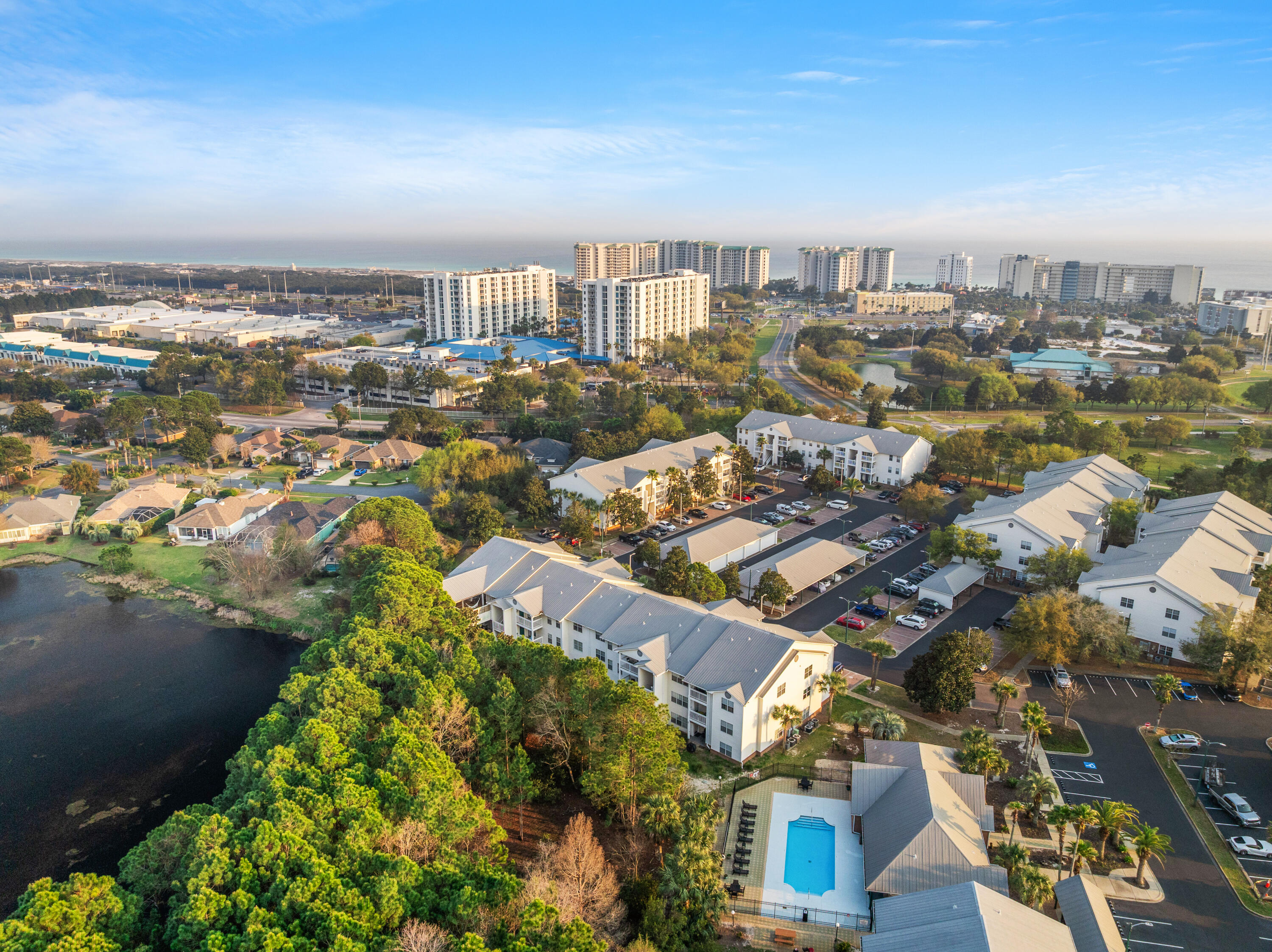 INDIAN LAKE - Residential