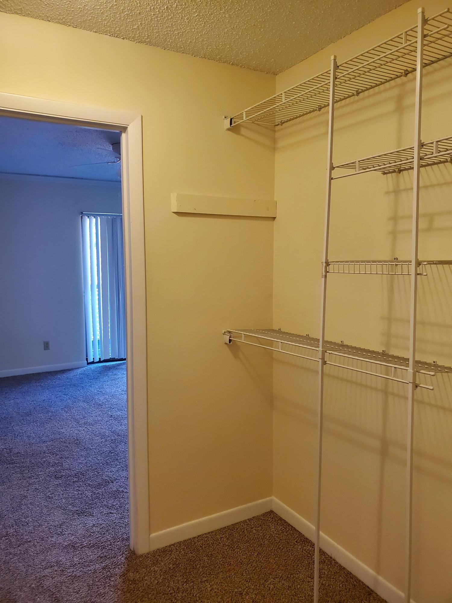 WOODHAM MANOR 2ND ADDN - Residential