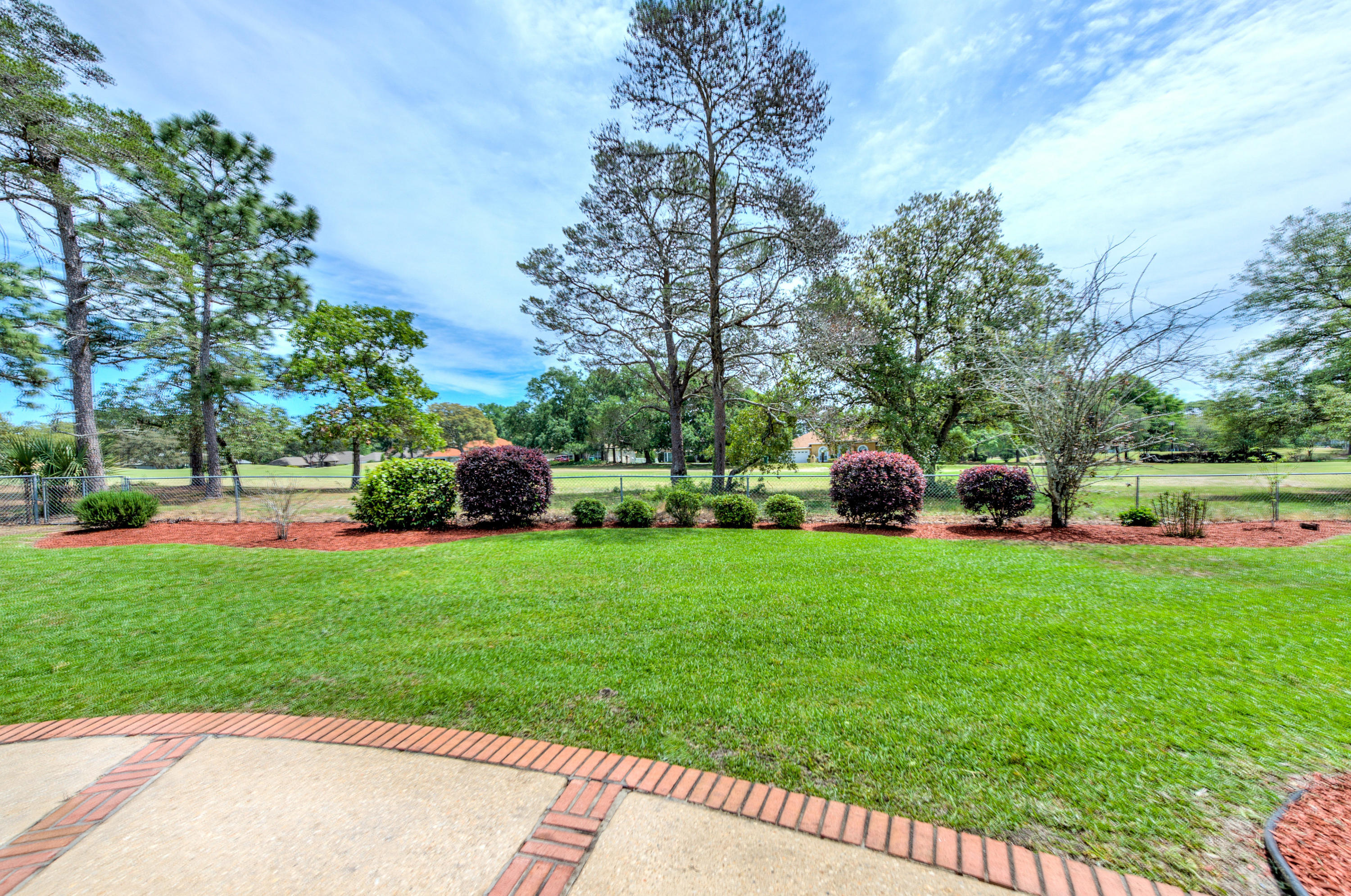 LAKE LORRAINE ESTATES 1 - Residential