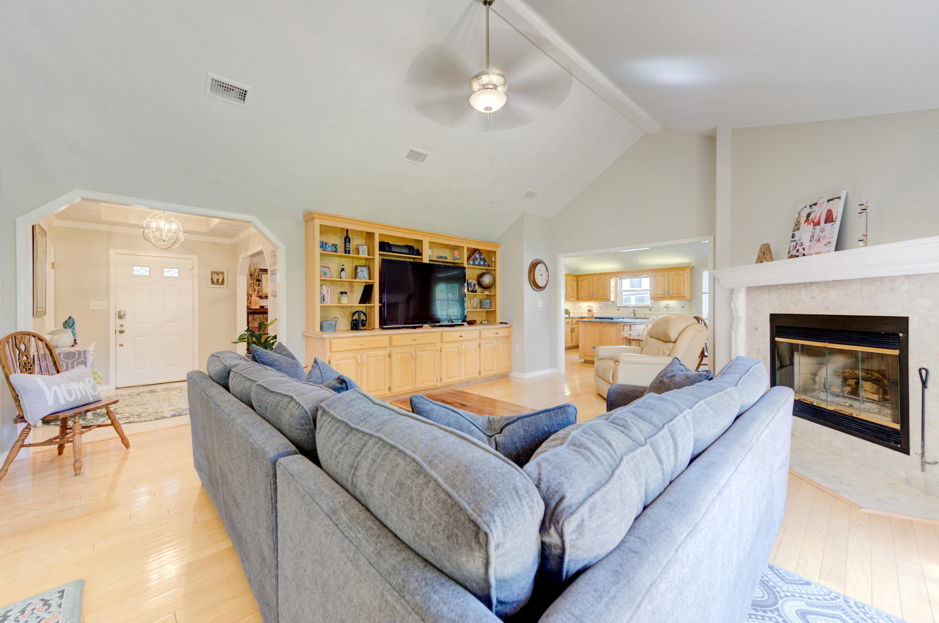 LAKE LORRAINE ESTATES 1 - Residential