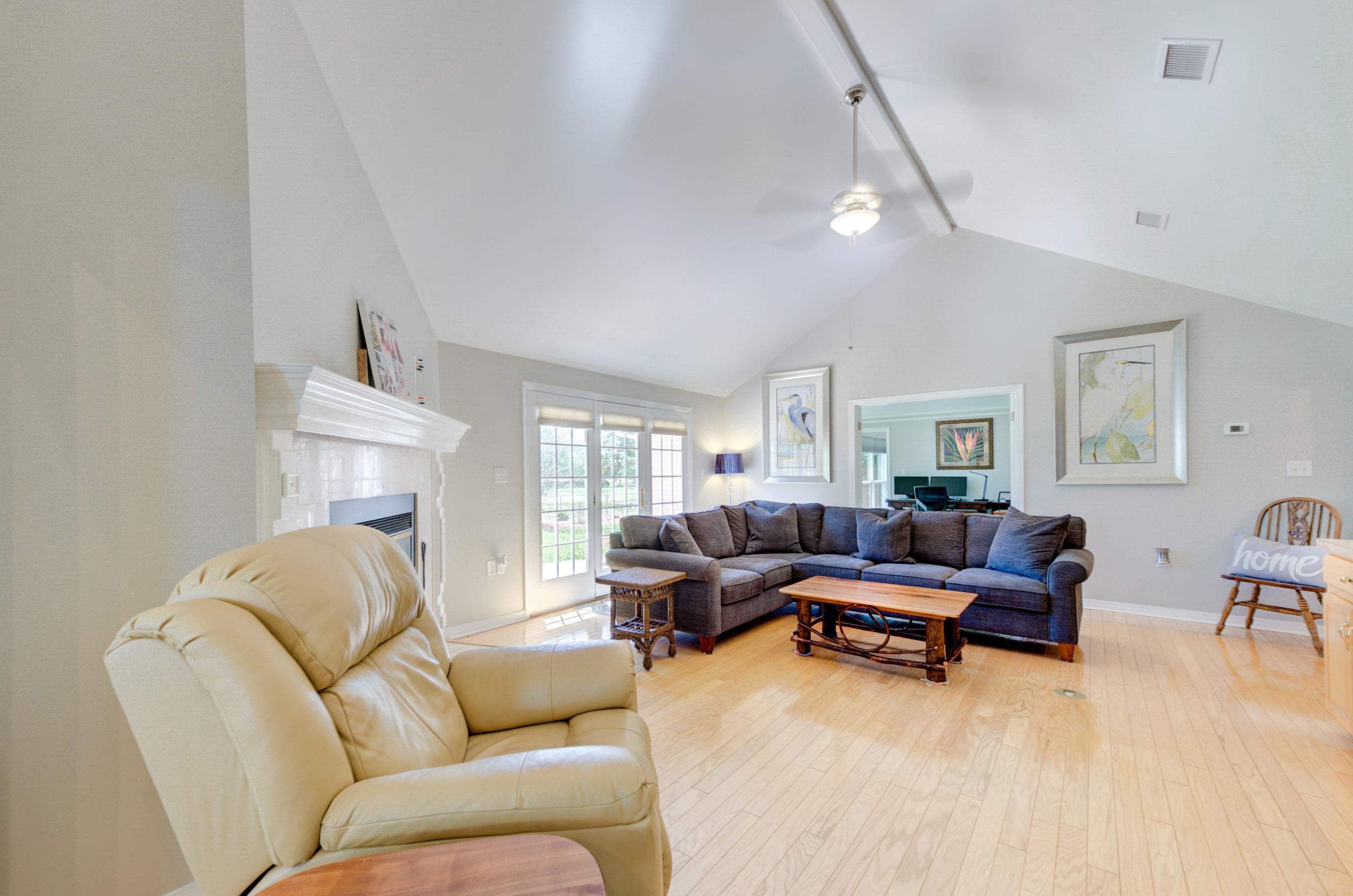 LAKE LORRAINE ESTATES 1 - Residential