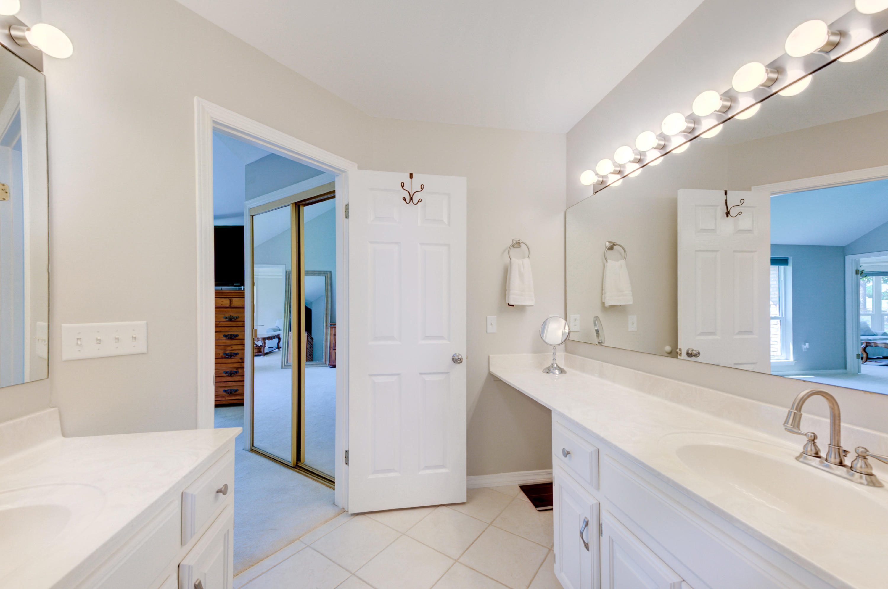 LAKE LORRAINE ESTATES 1 - Residential