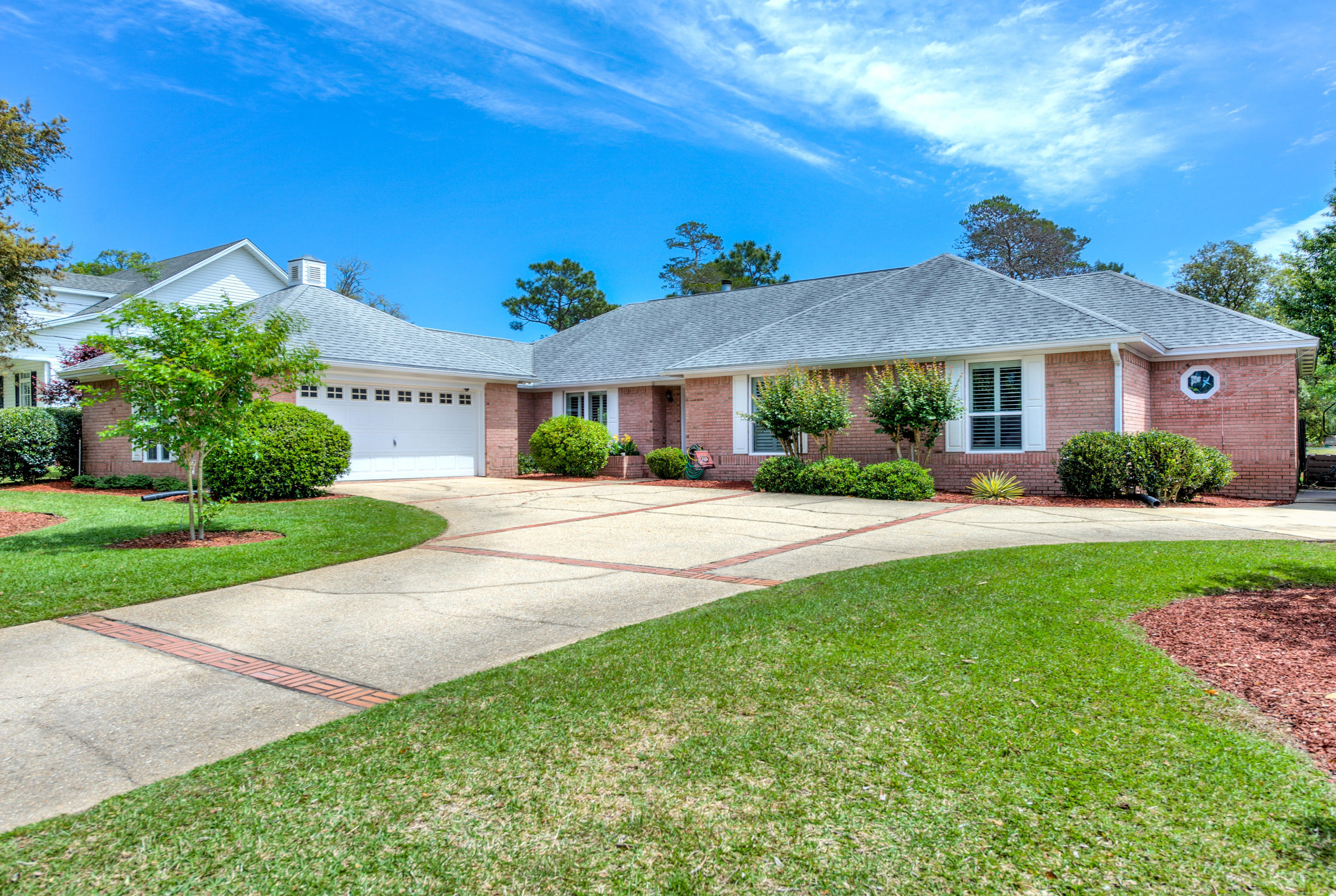 LAKE LORRAINE ESTATES 1 - Residential