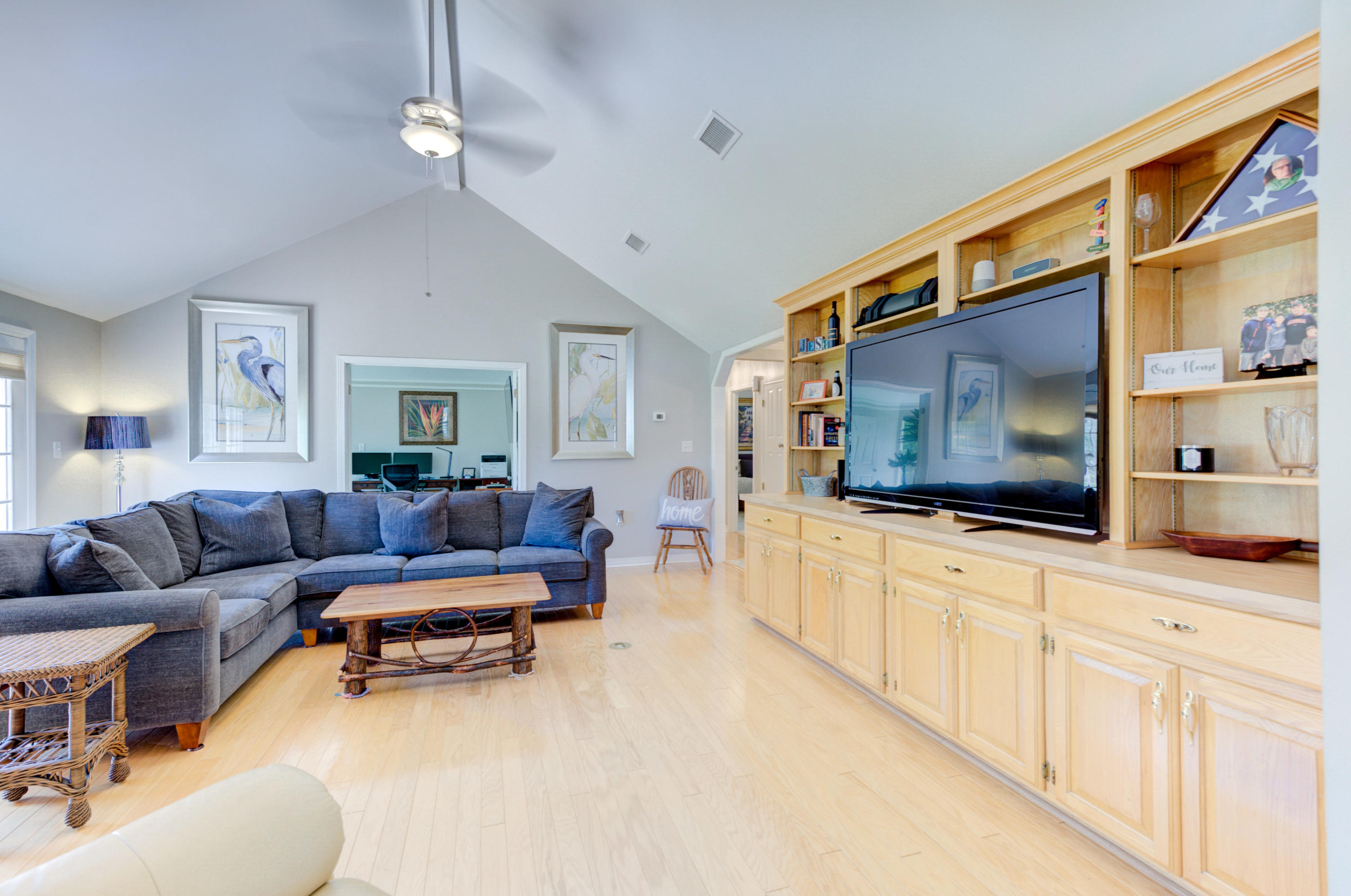 LAKE LORRAINE ESTATES 1 - Residential