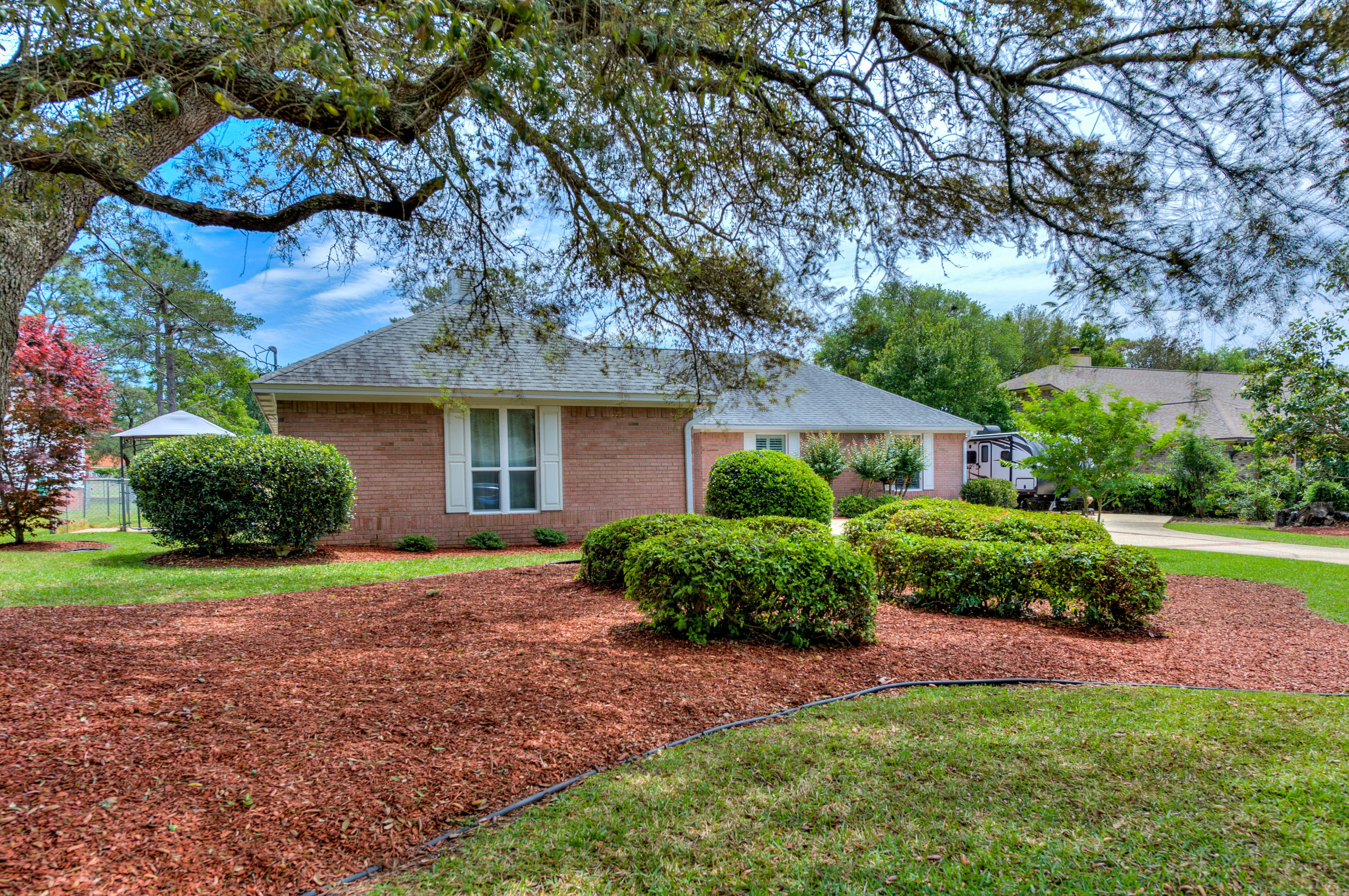 LAKE LORRAINE ESTATES 1 - Residential