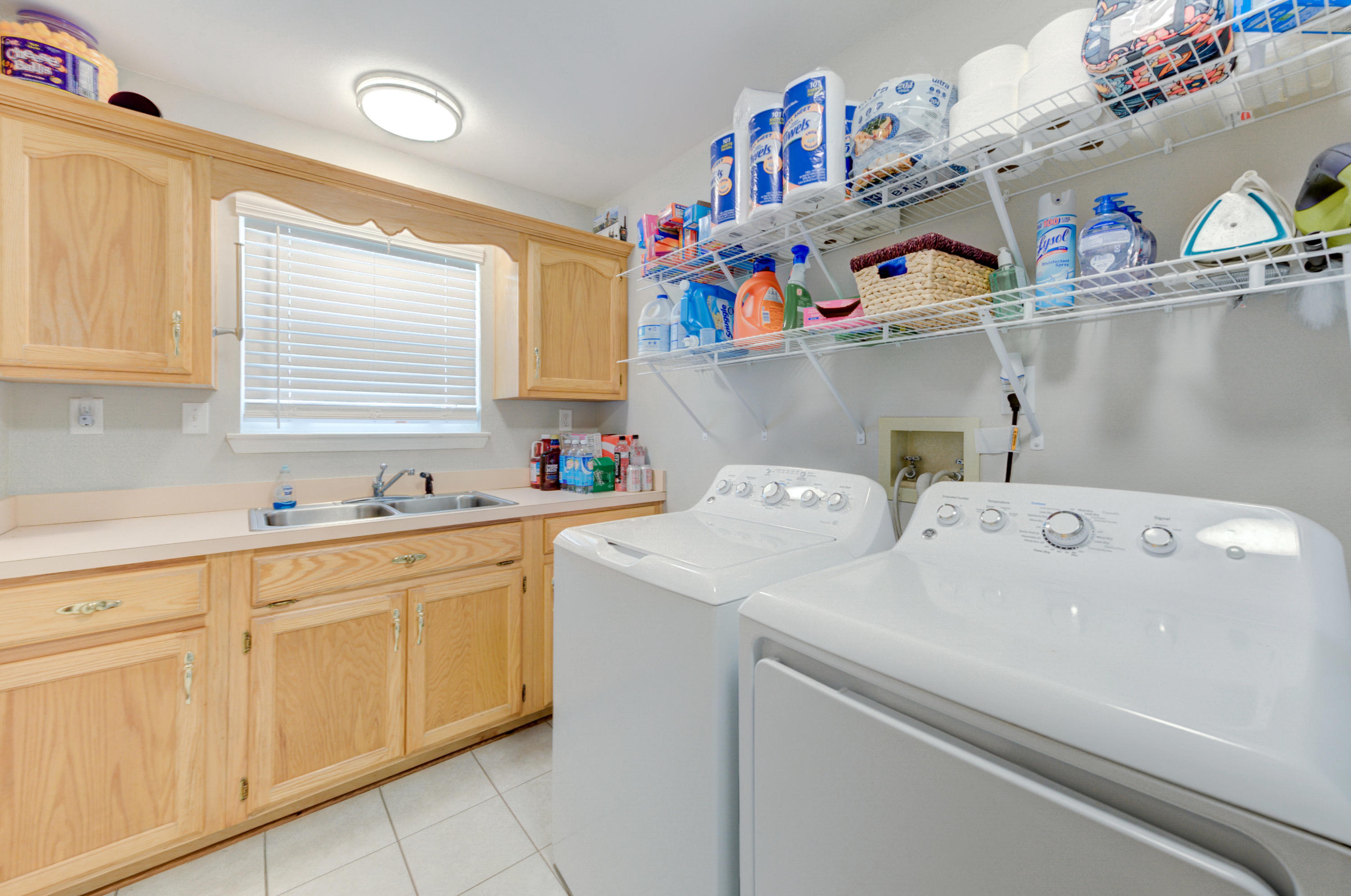 LAKE LORRAINE ESTATES 1 - Residential