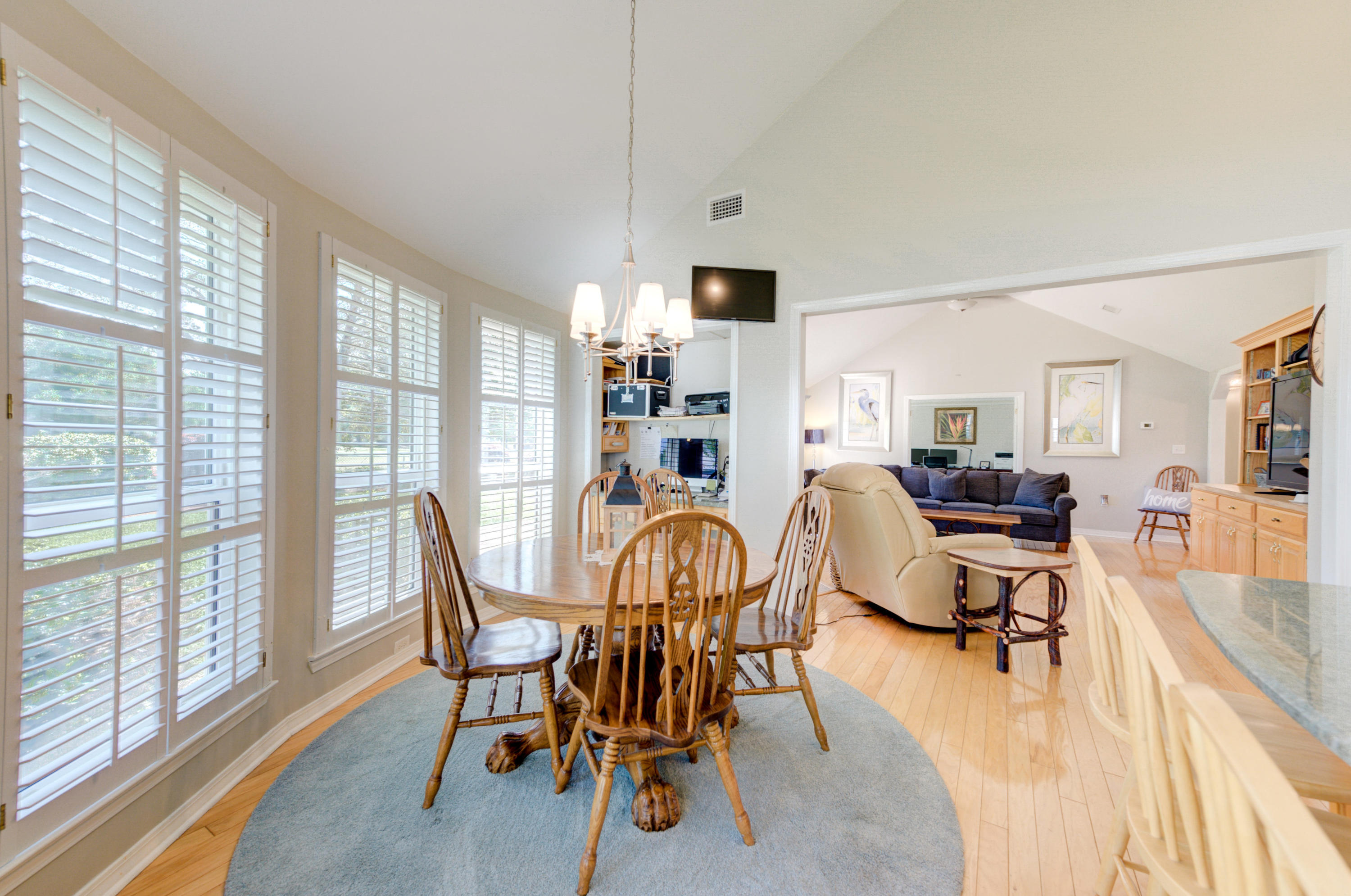 LAKE LORRAINE ESTATES 1 - Residential