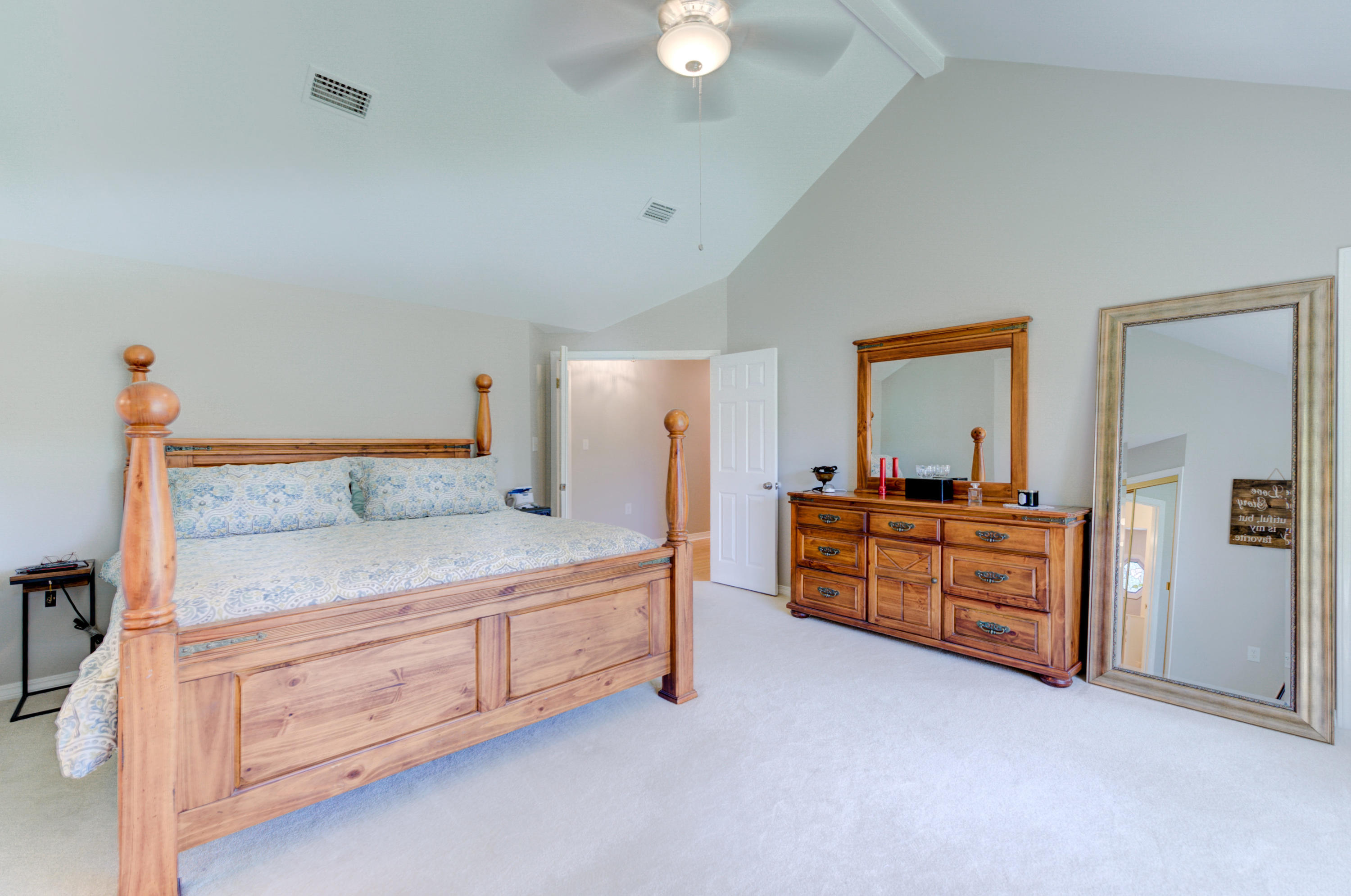 LAKE LORRAINE ESTATES 1 - Residential