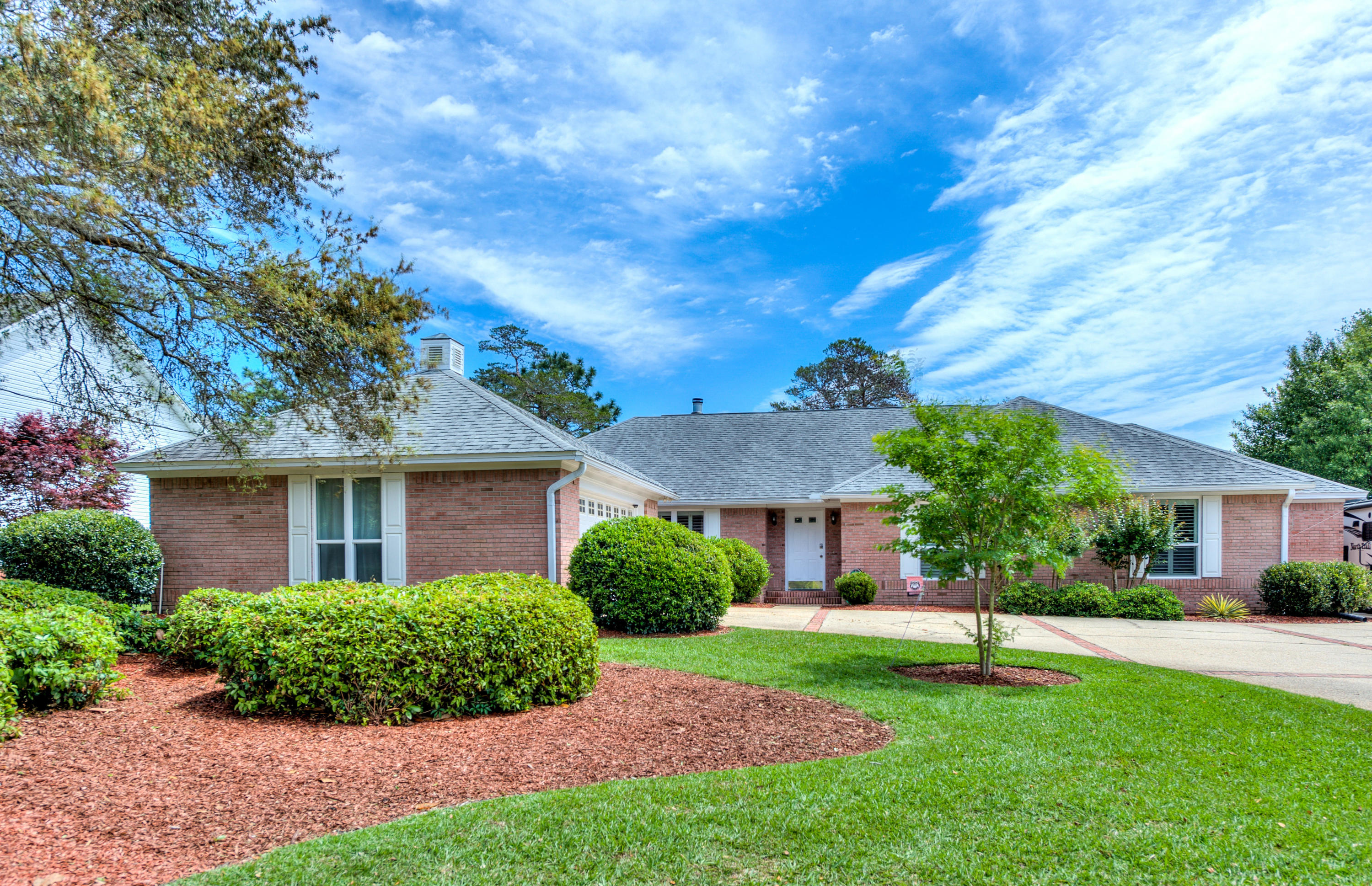 LAKE LORRAINE ESTATES 1 - Residential