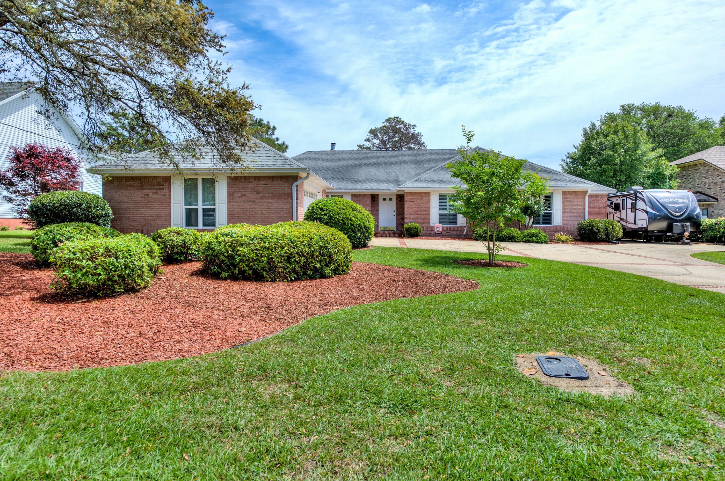 LAKE LORRAINE ESTATES 1 - Residential