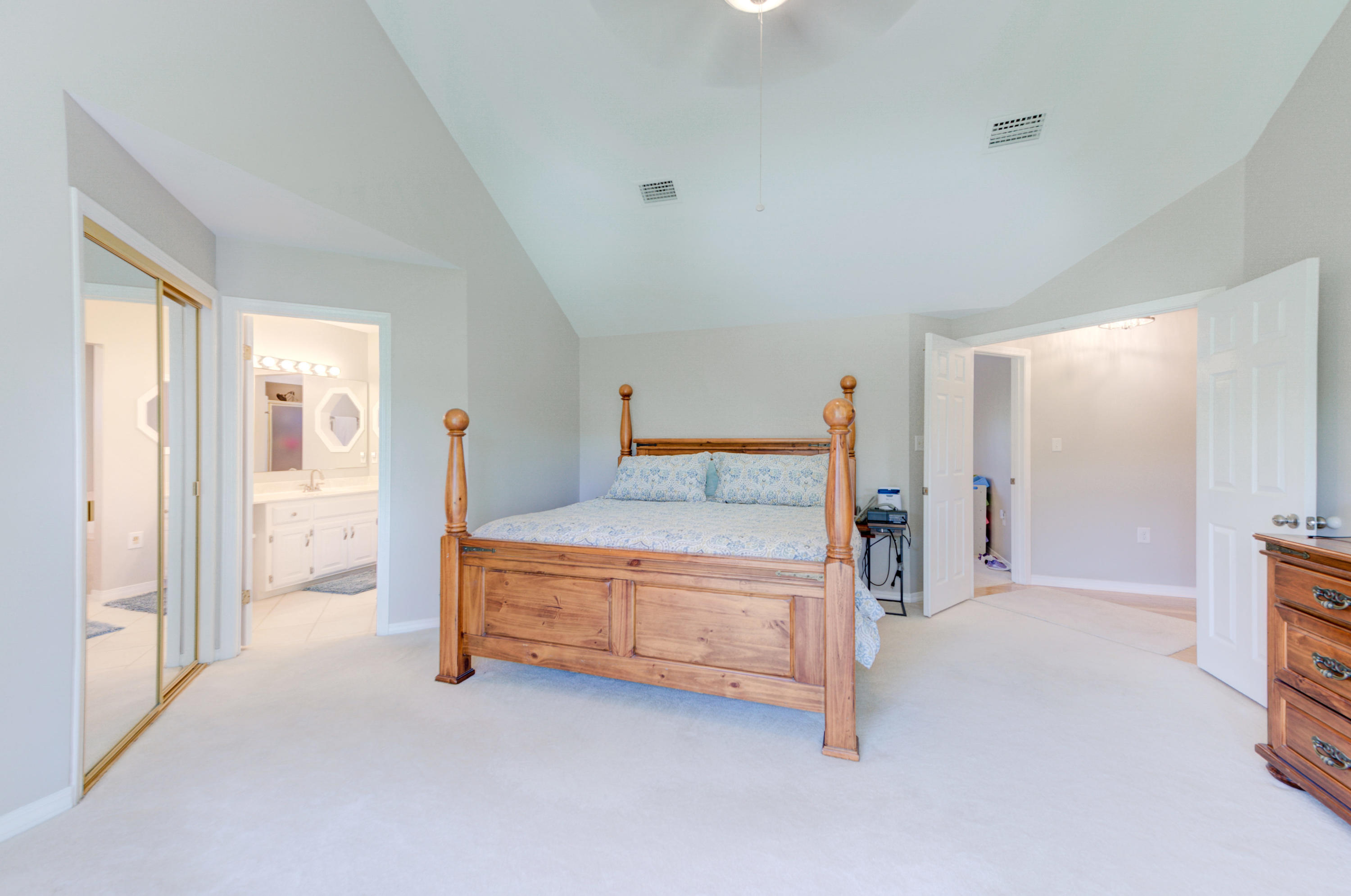 LAKE LORRAINE ESTATES 1 - Residential