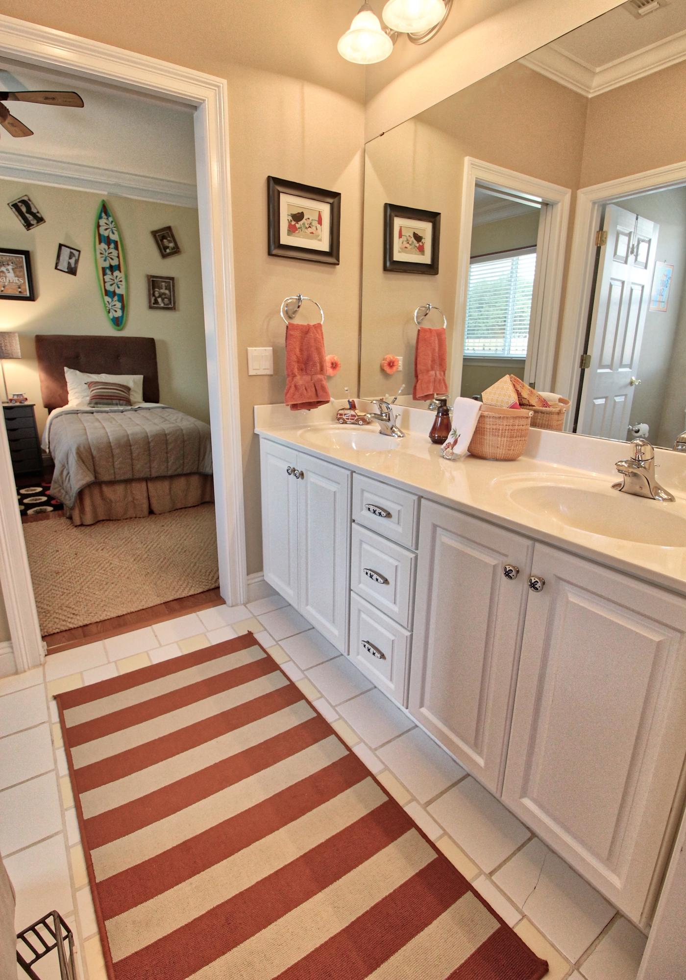 SOUNDSIDE - Residential