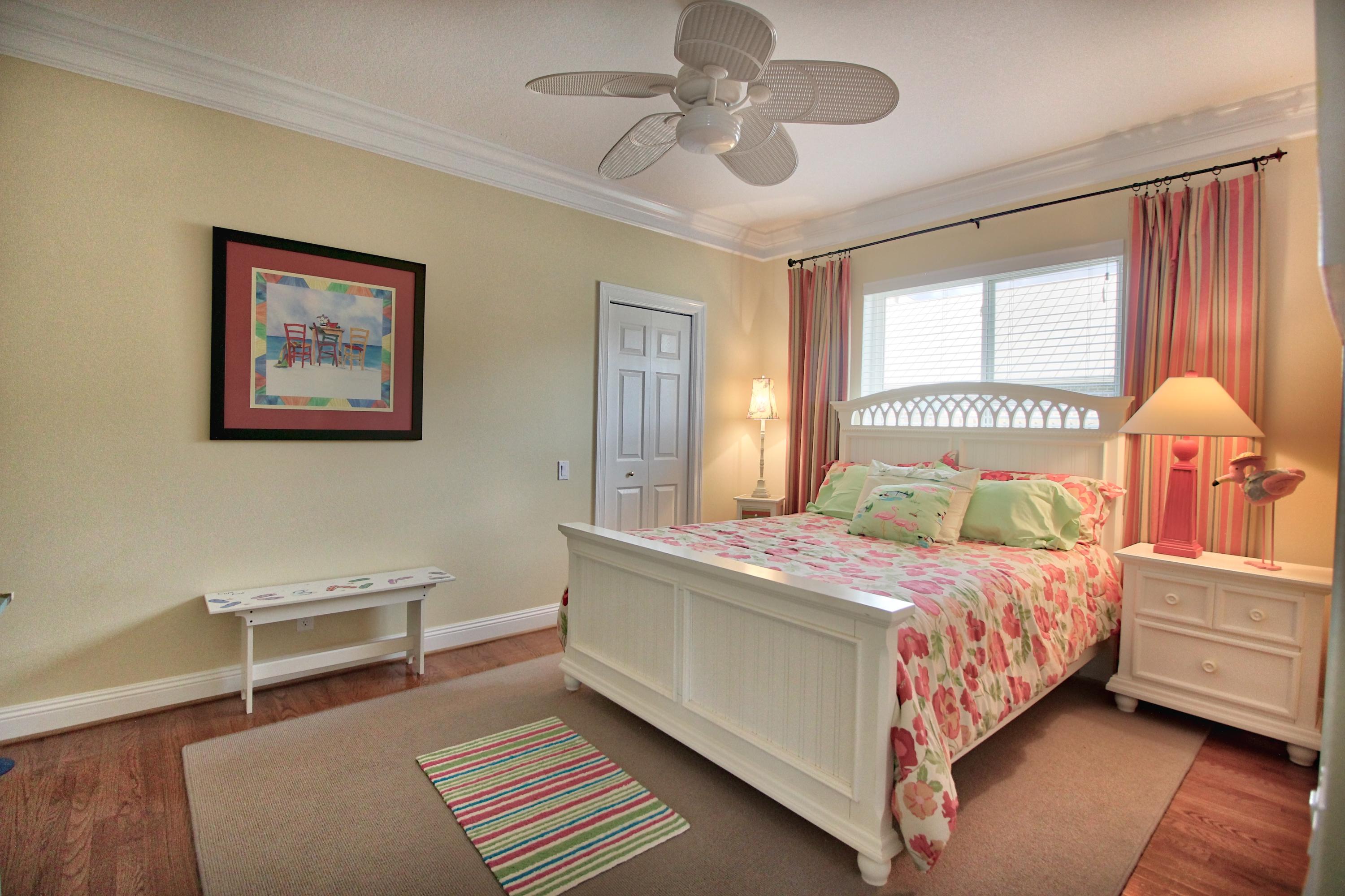 SOUNDSIDE - Residential