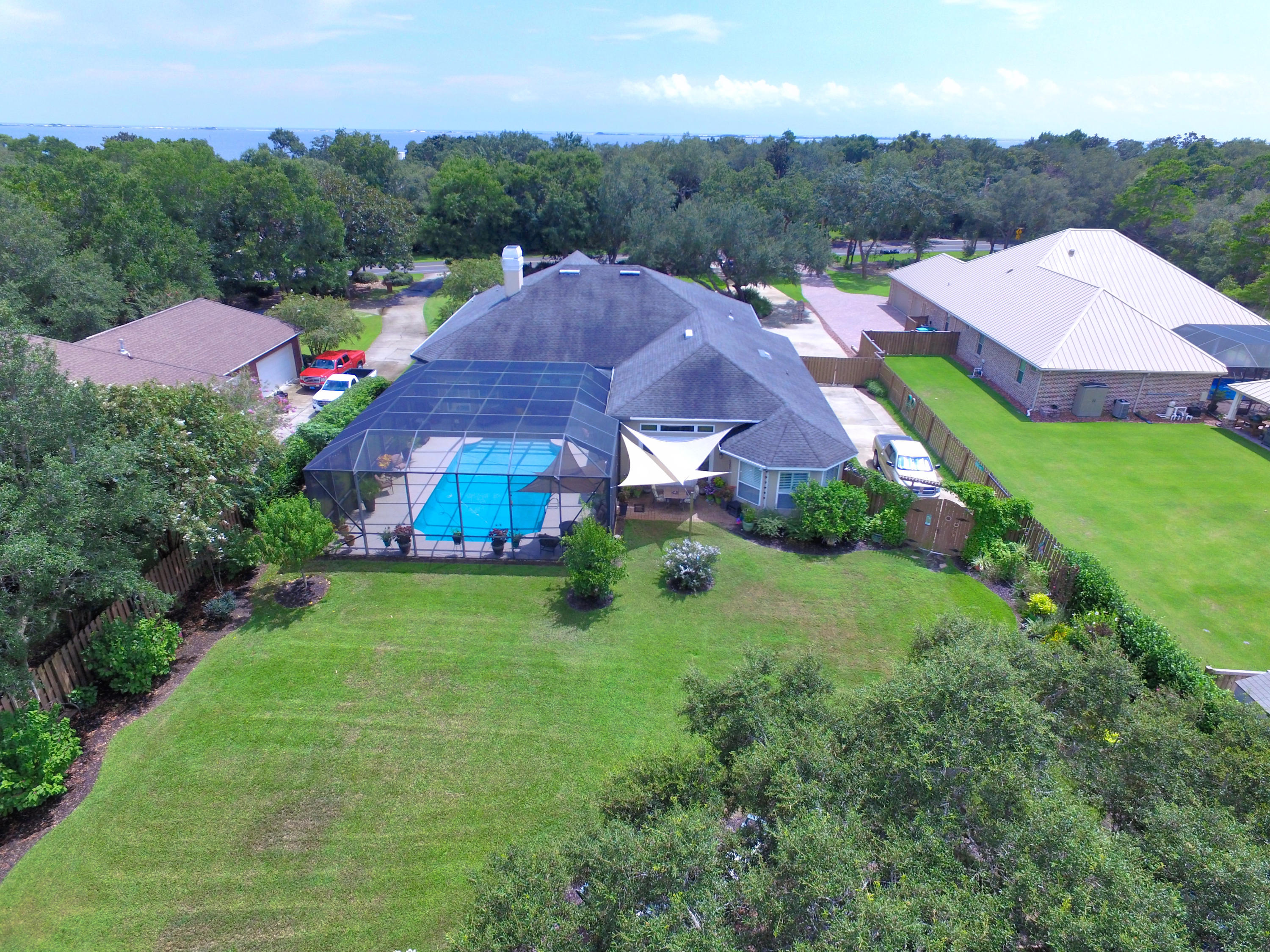 SOUNDSIDE - Residential