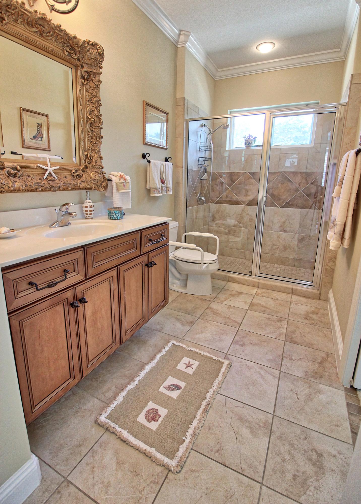 SOUNDSIDE - Residential