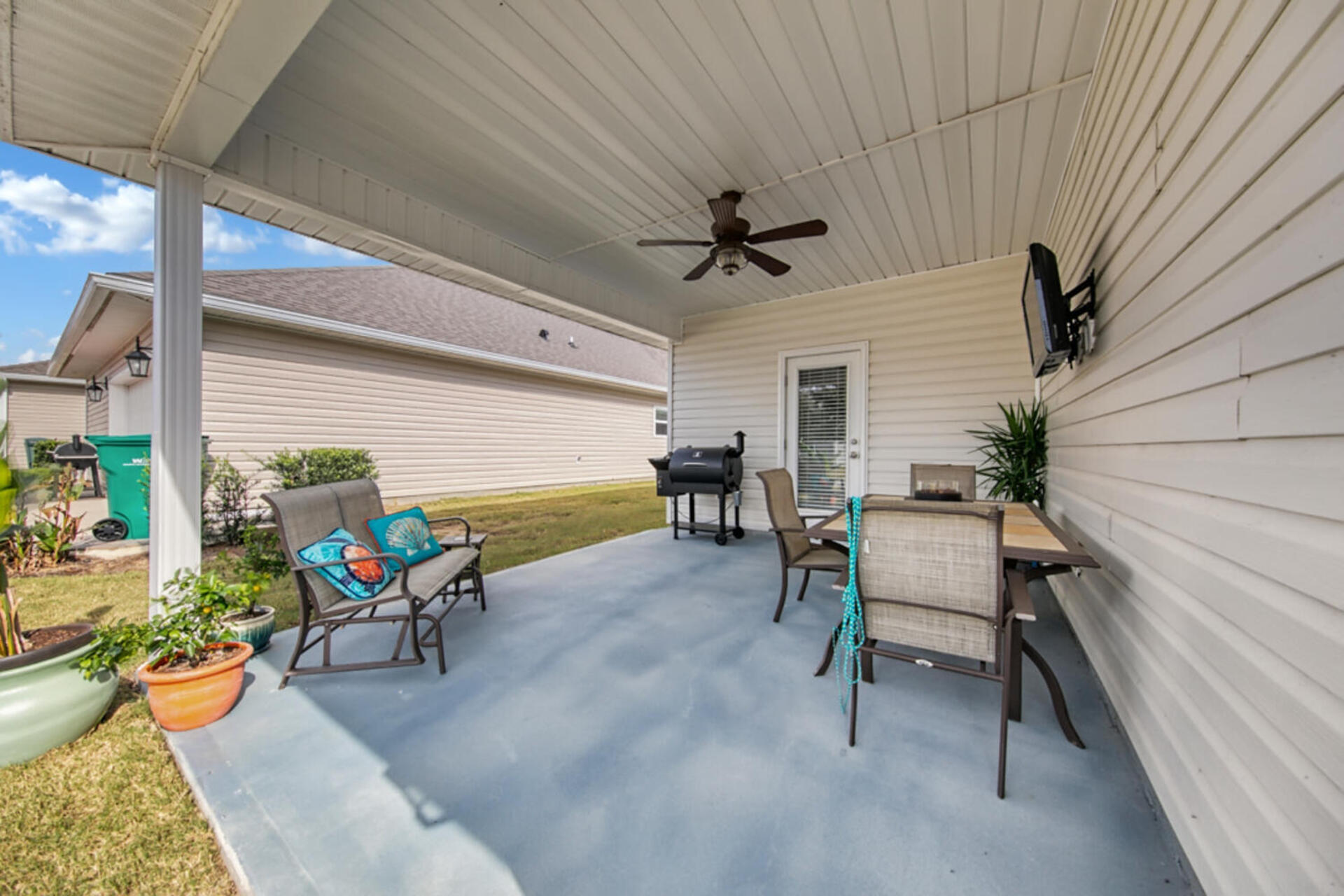 HAMMOCK BAY - Residential