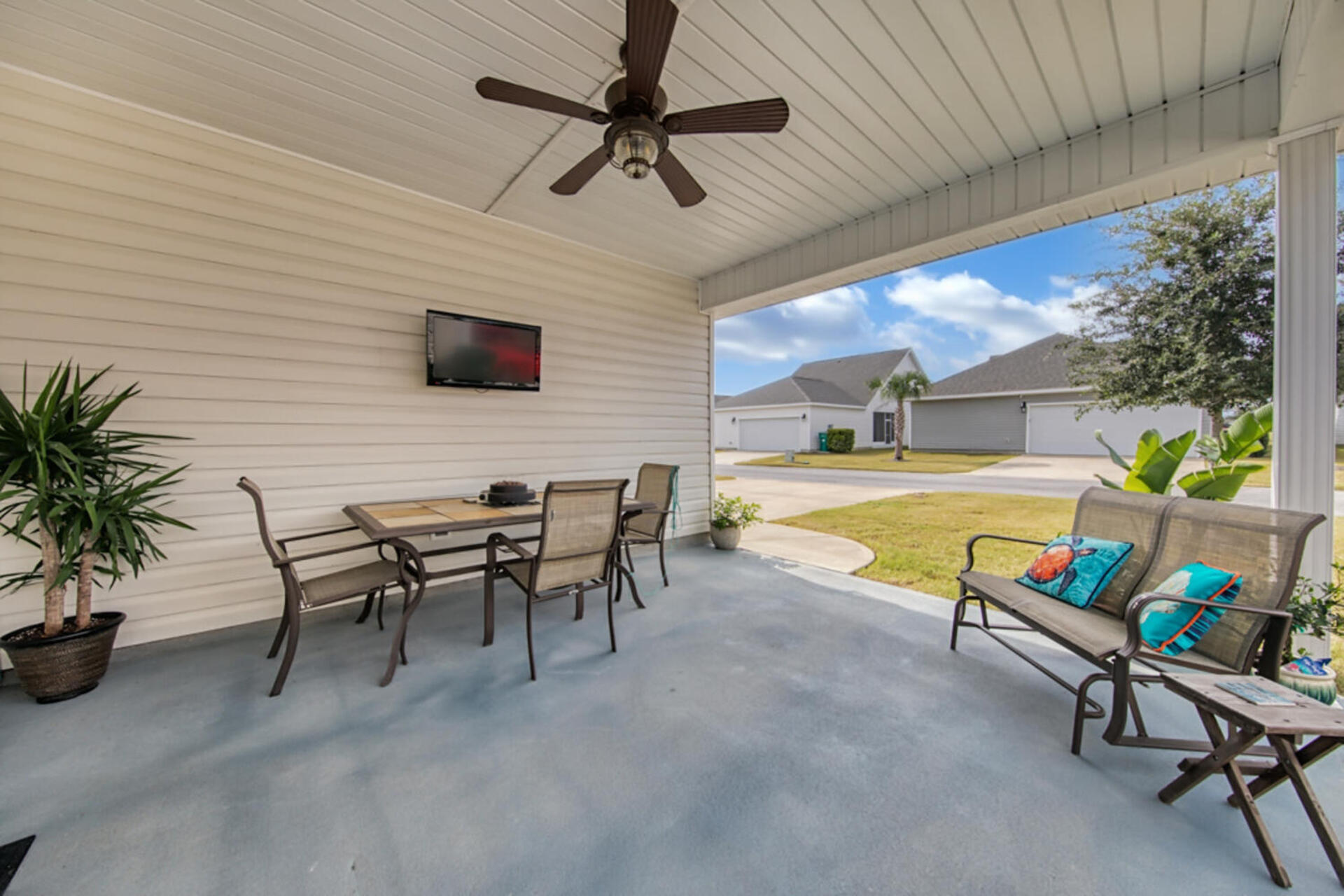 HAMMOCK BAY - Residential