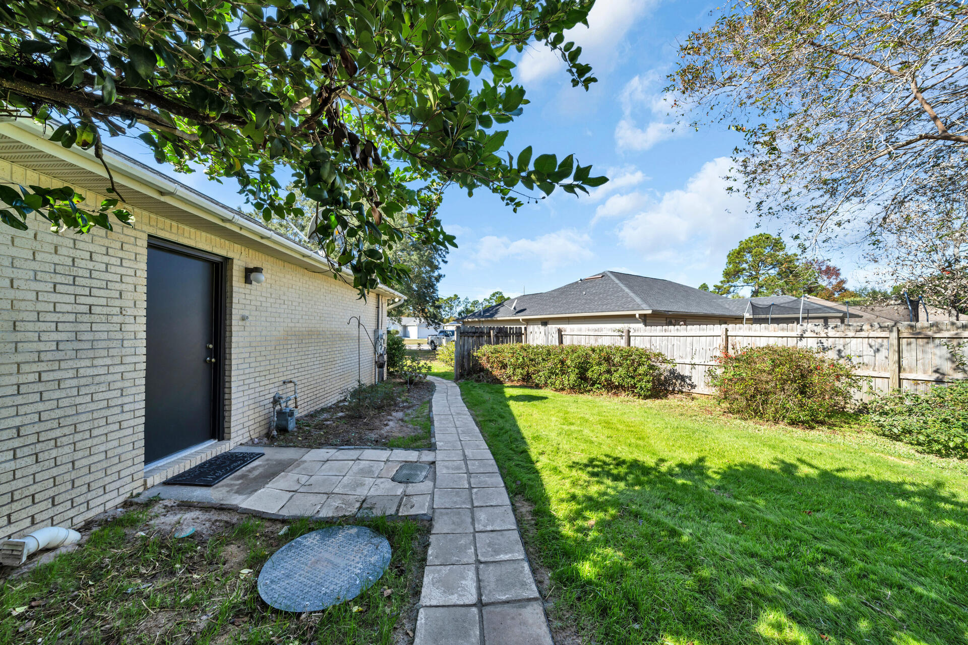 NO RECORDED SUBDIVISION - Residential