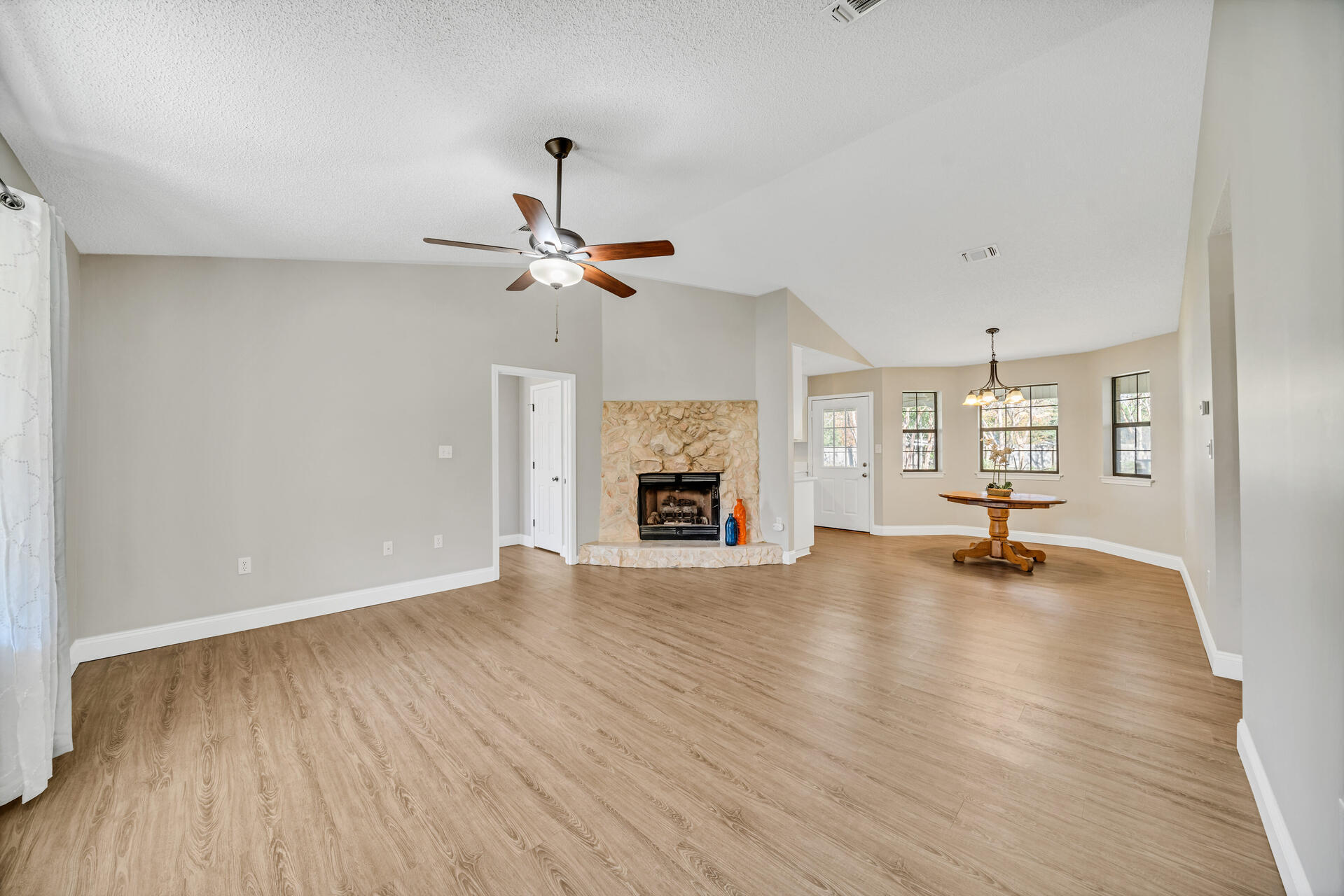 NO RECORDED SUBDIVISION - Residential