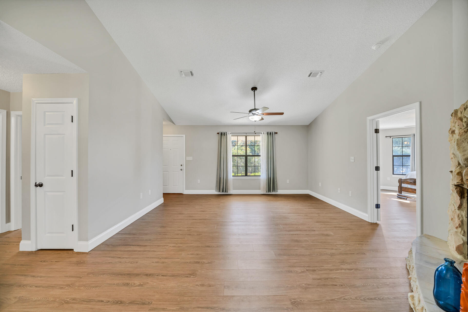 NO RECORDED SUBDIVISION - Residential