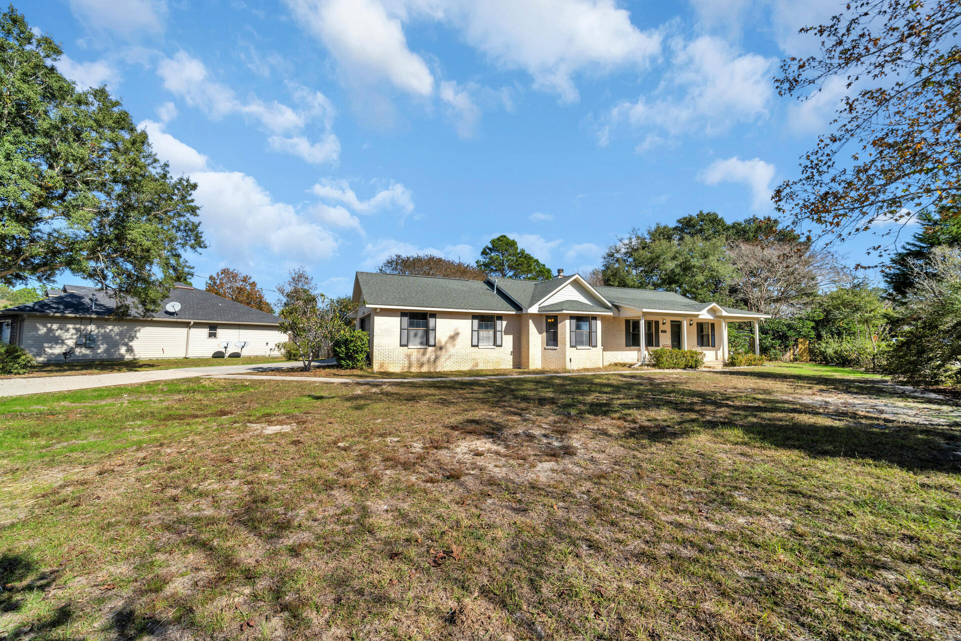 NO RECORDED SUBDIVISION - Residential